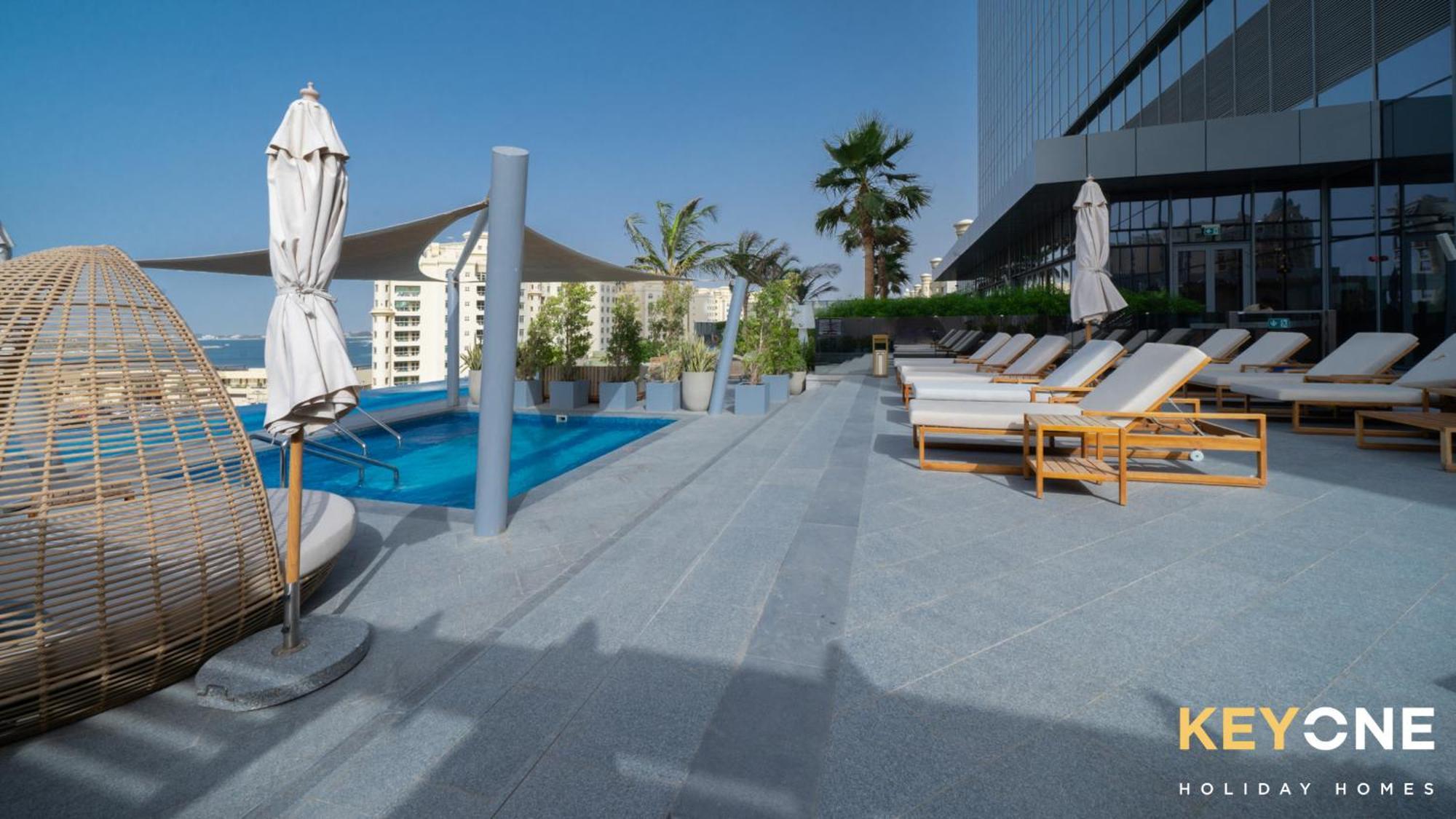 Iconic One Bedroom Panoramic Palm Views Dubai