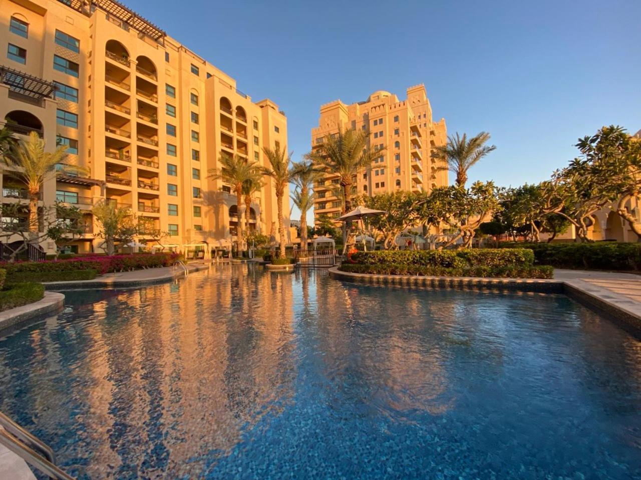 Apartment Fairmont North 2br Sea View Huge Terrace