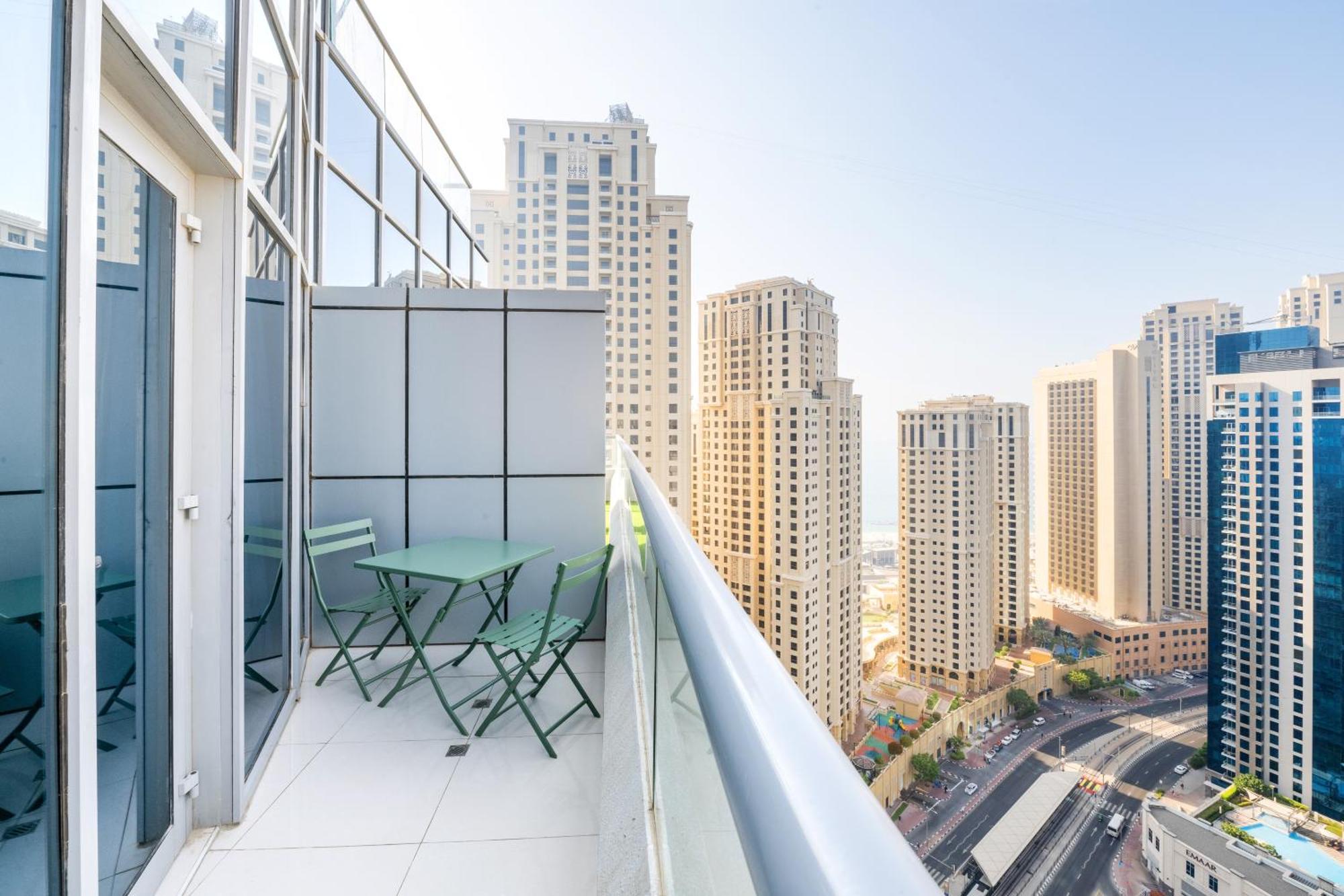 Fascinating View Spacious 3br Marina *