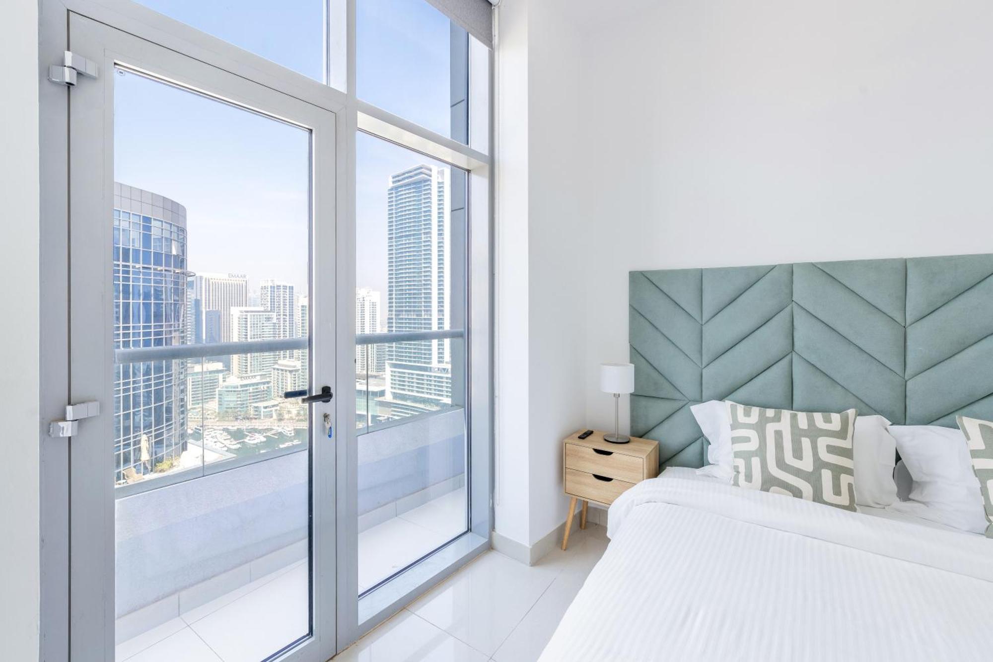 Fascinating View Spacious 3br Marina Apartment Dubai