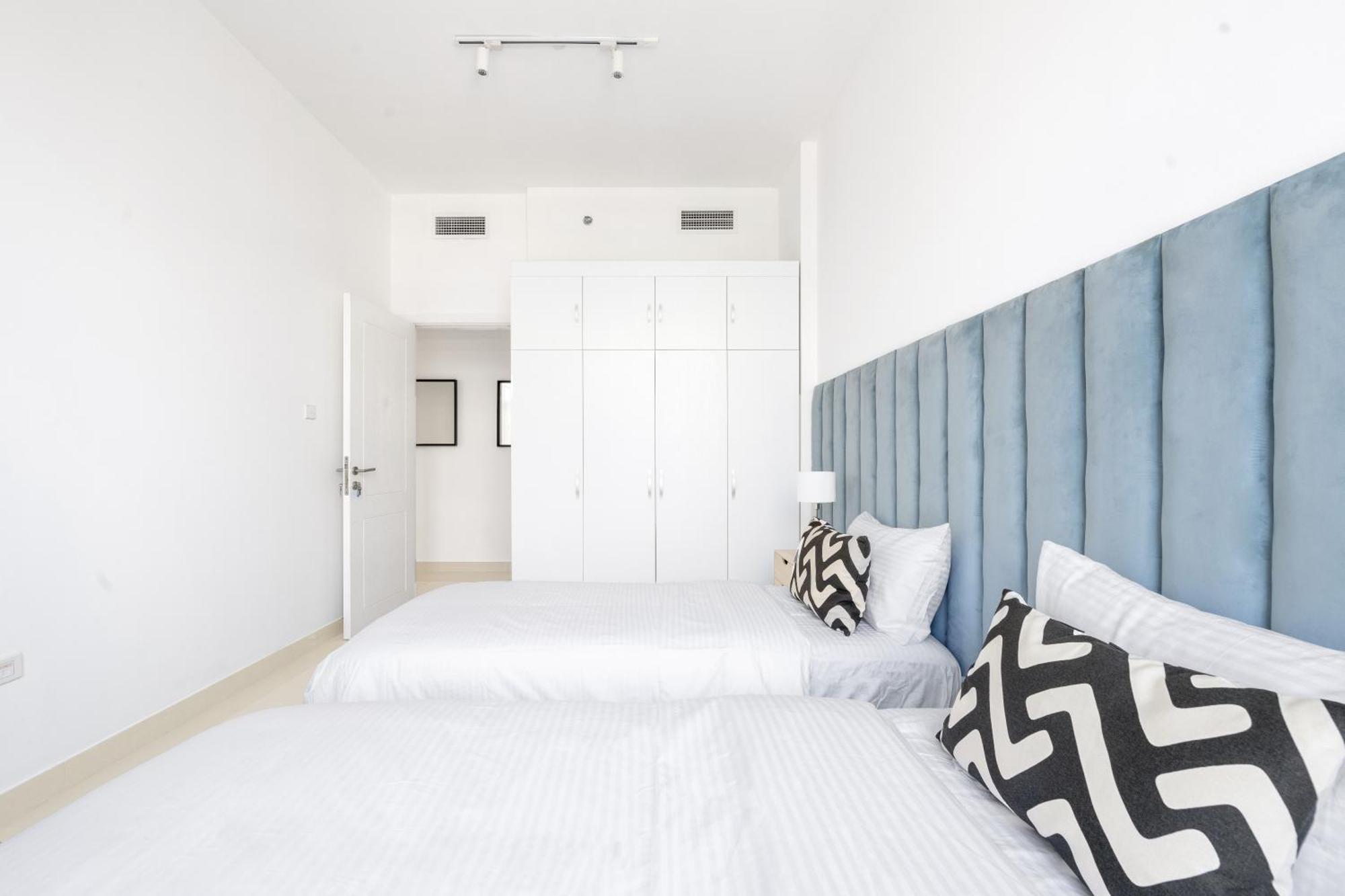 Apartment Fascinating View Spacious 3br Marina Dubai