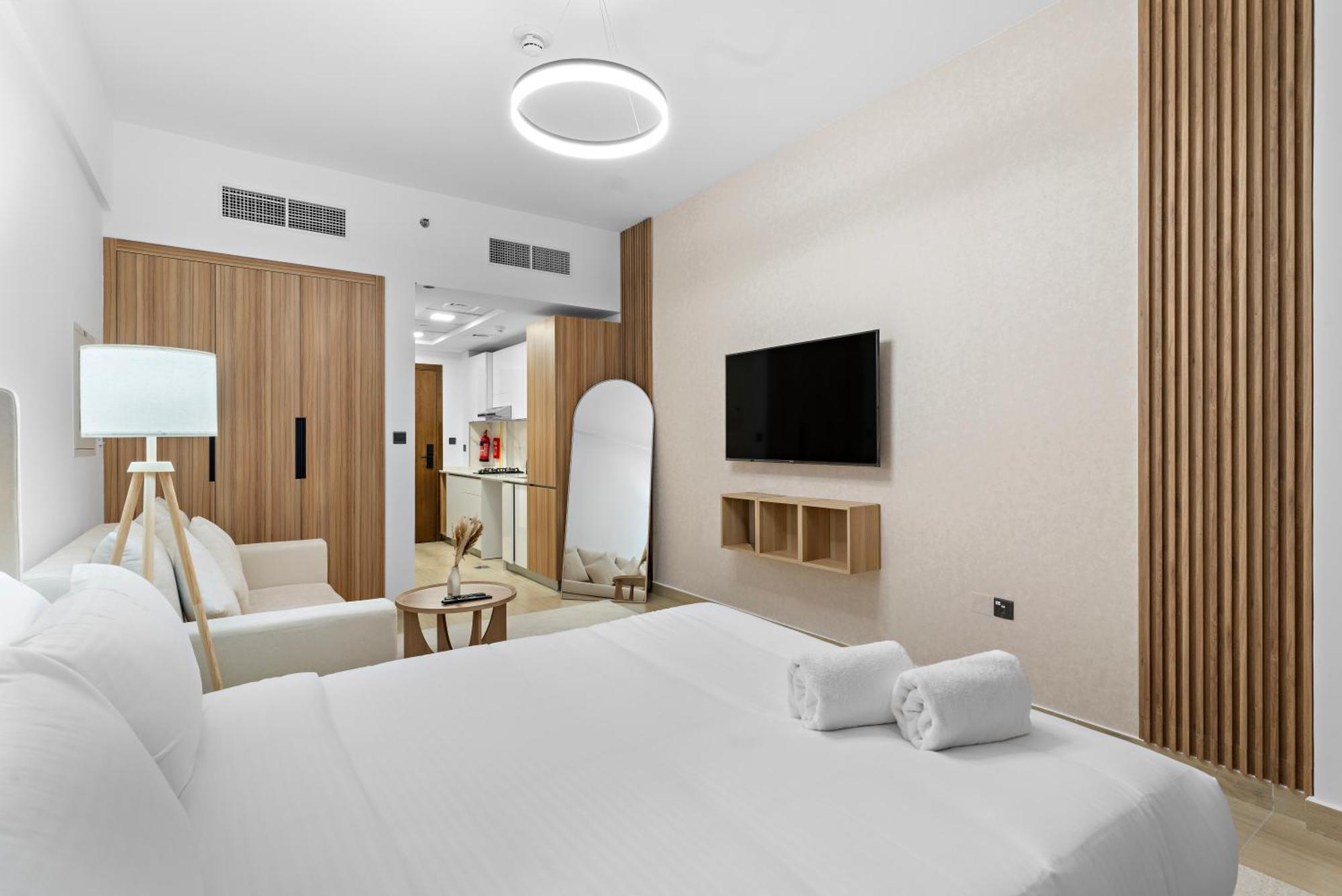 First Class Chic & Cozy Haven *