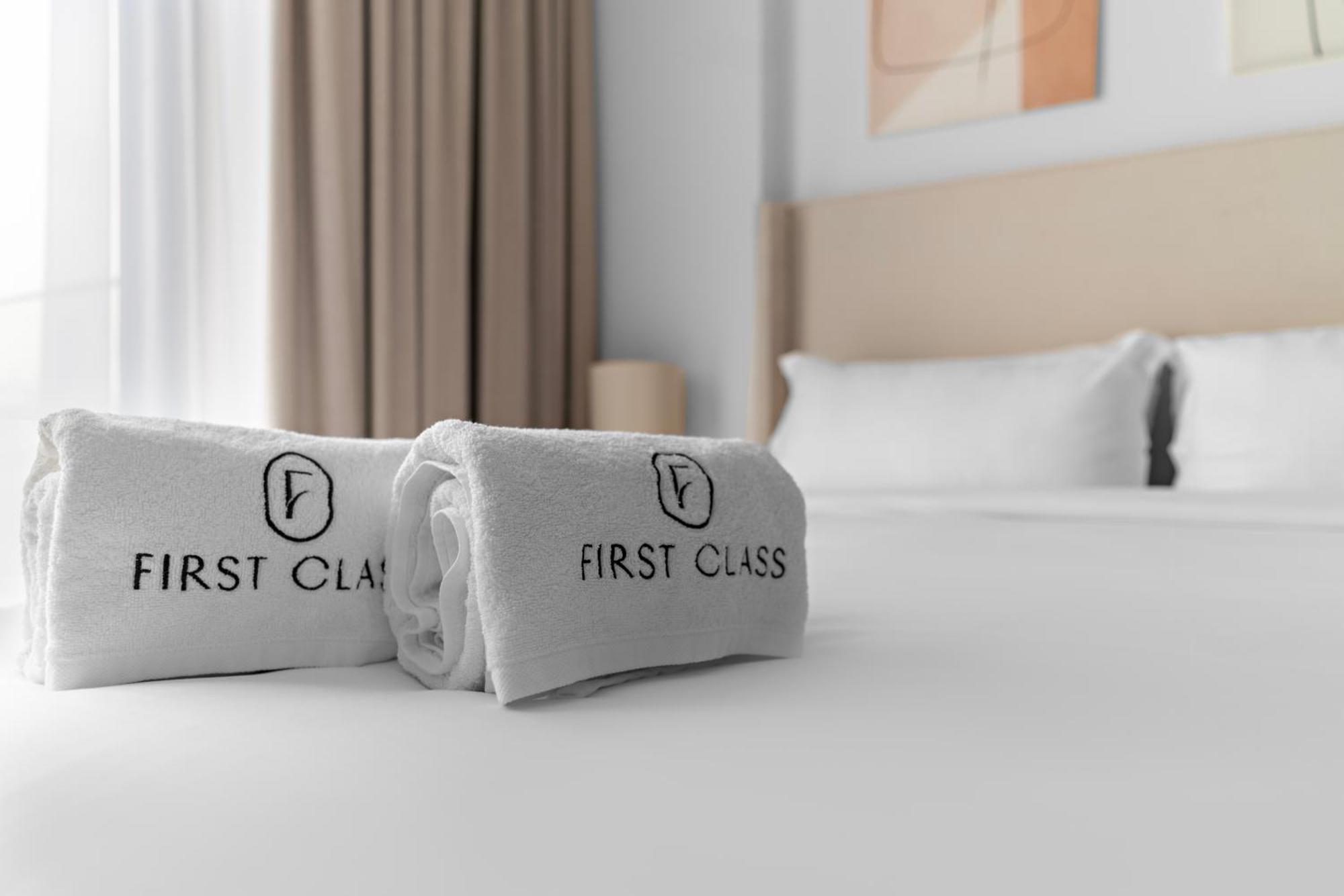 First Class Chic & Cozy Haven Dubai