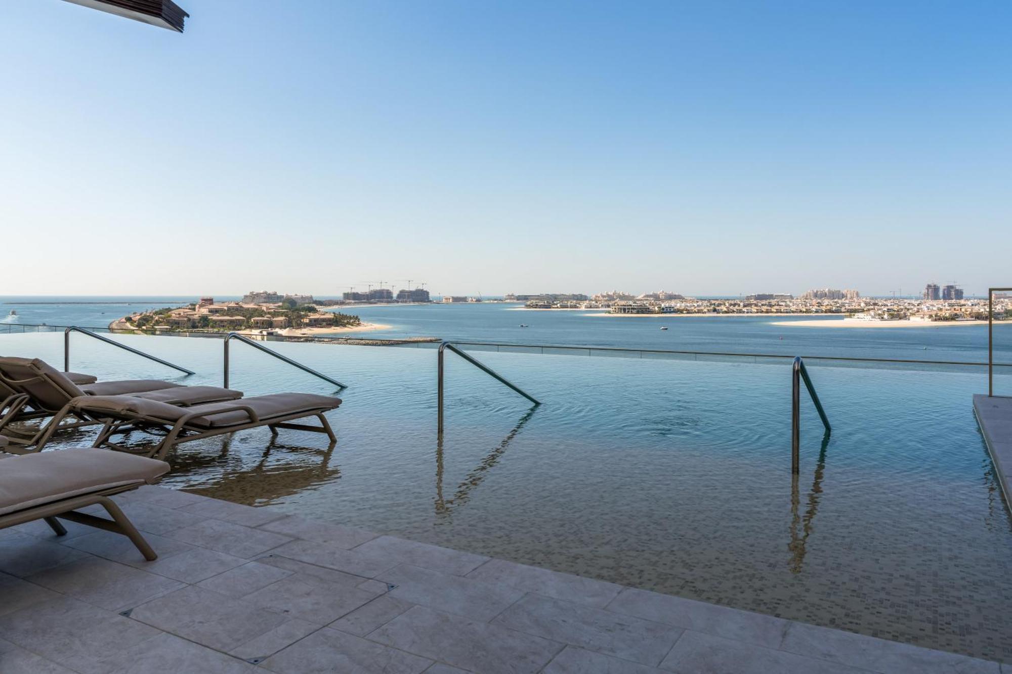 View 1br At Beachfront 50 Off Eid Offer Daire *