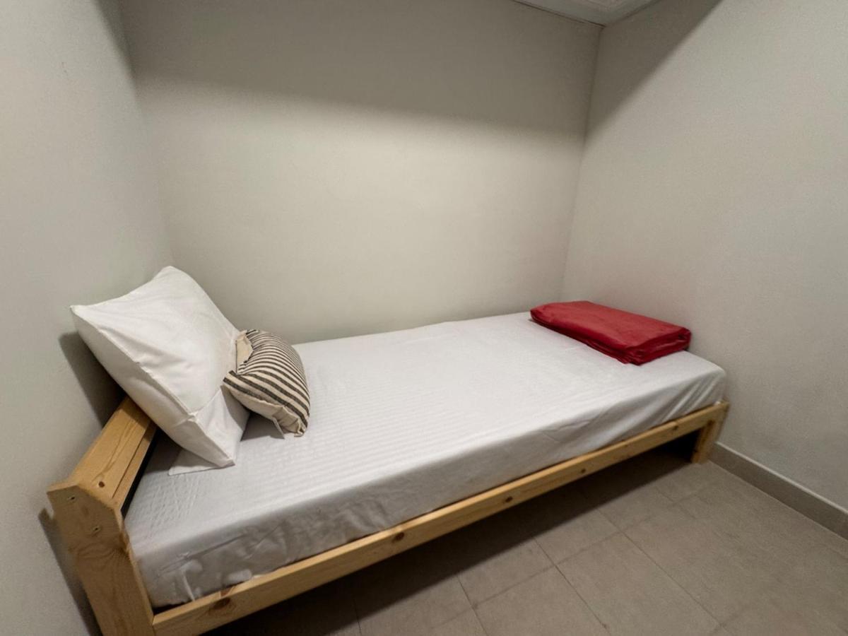 Ashri Luxe Apt, With Frame Only 5 Mins Downtown Near Metro Dubai