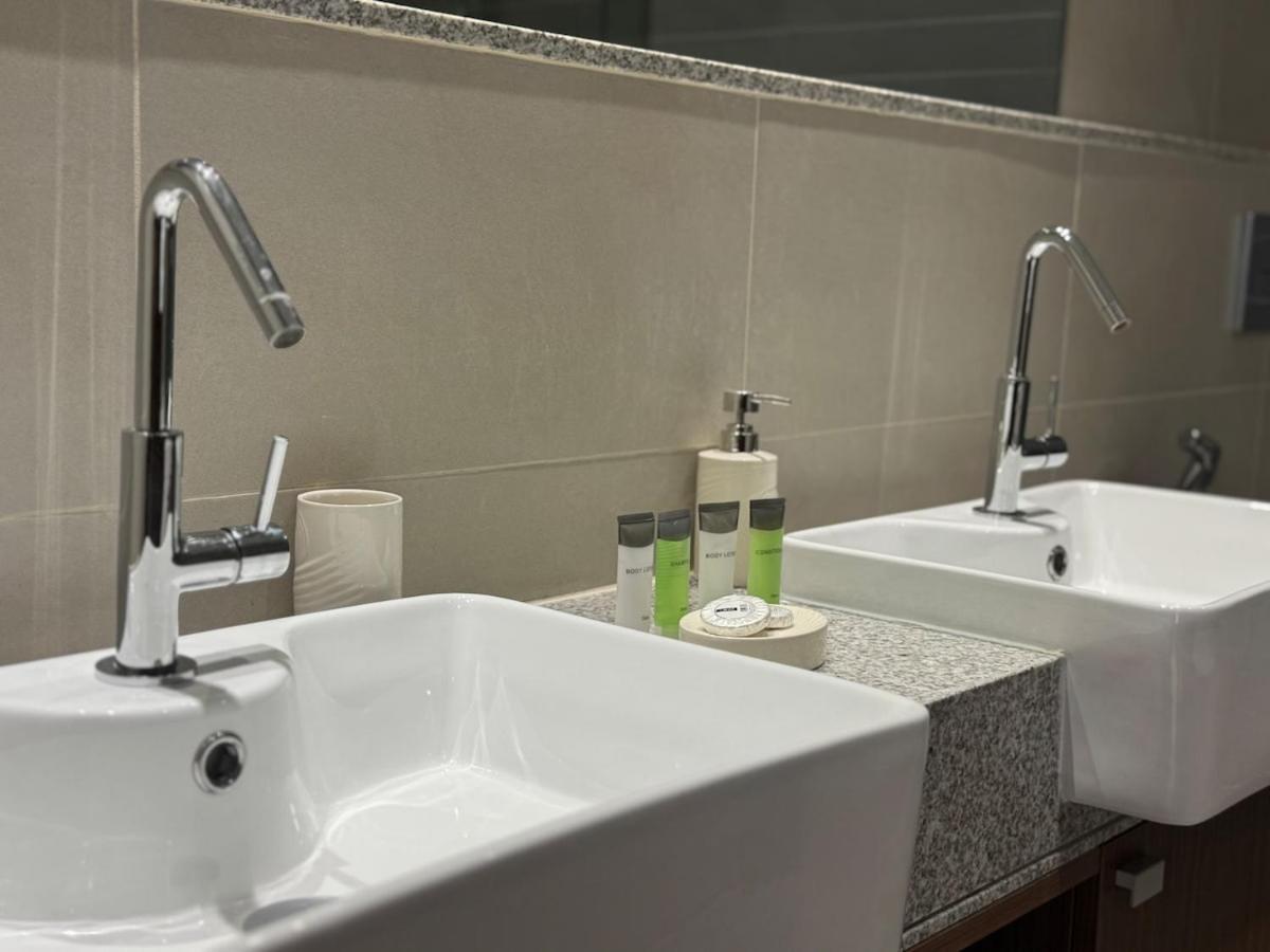 Apartamento Ashri Luxe Apt, With Frame Only 5 Mins Downtown Near Metro