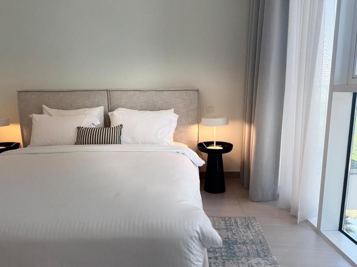 Ashri Luxe Apt, With Frame Only 5 Mins Downtown Near Metro Apartamento