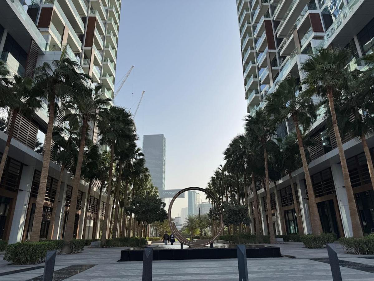 Ashri Luxe Apt, With Frame Only 5 Mins Downtown Near Metro Dubai