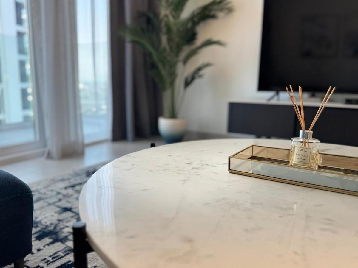 Ashri Luxe Apt, With Frame Only 5 Mins Downtown Near Metro *