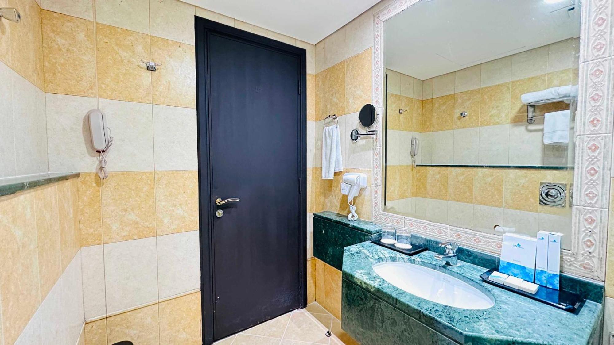 Dancenter Prime Sheikh Zayed Road Luxury Difc Otel 5*