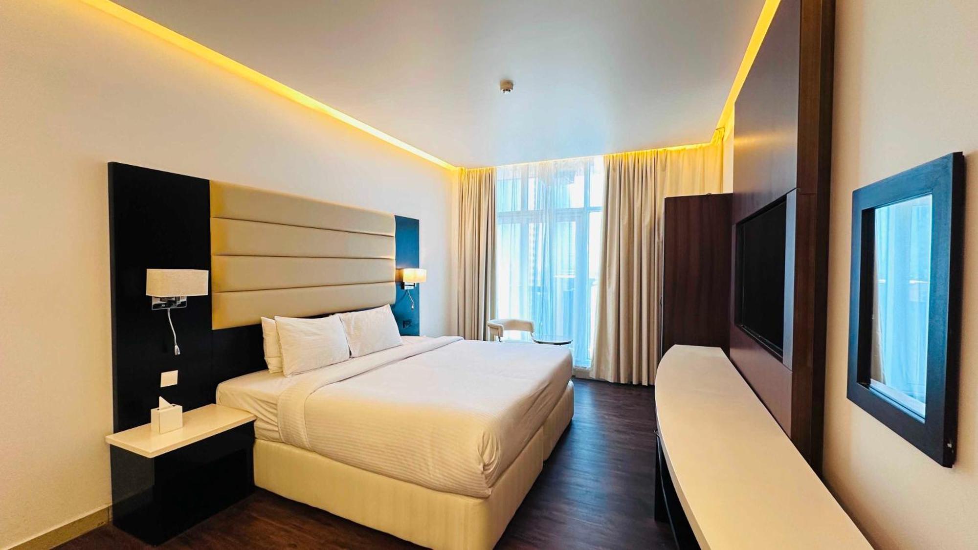 Otel Dancenter Prime Sheikh Zayed Road Luxury Difc 5*