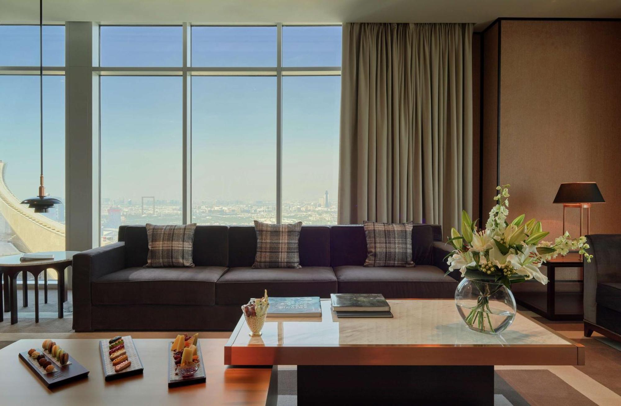 Hotel Waldorf Astoria International Financial Centre 5*