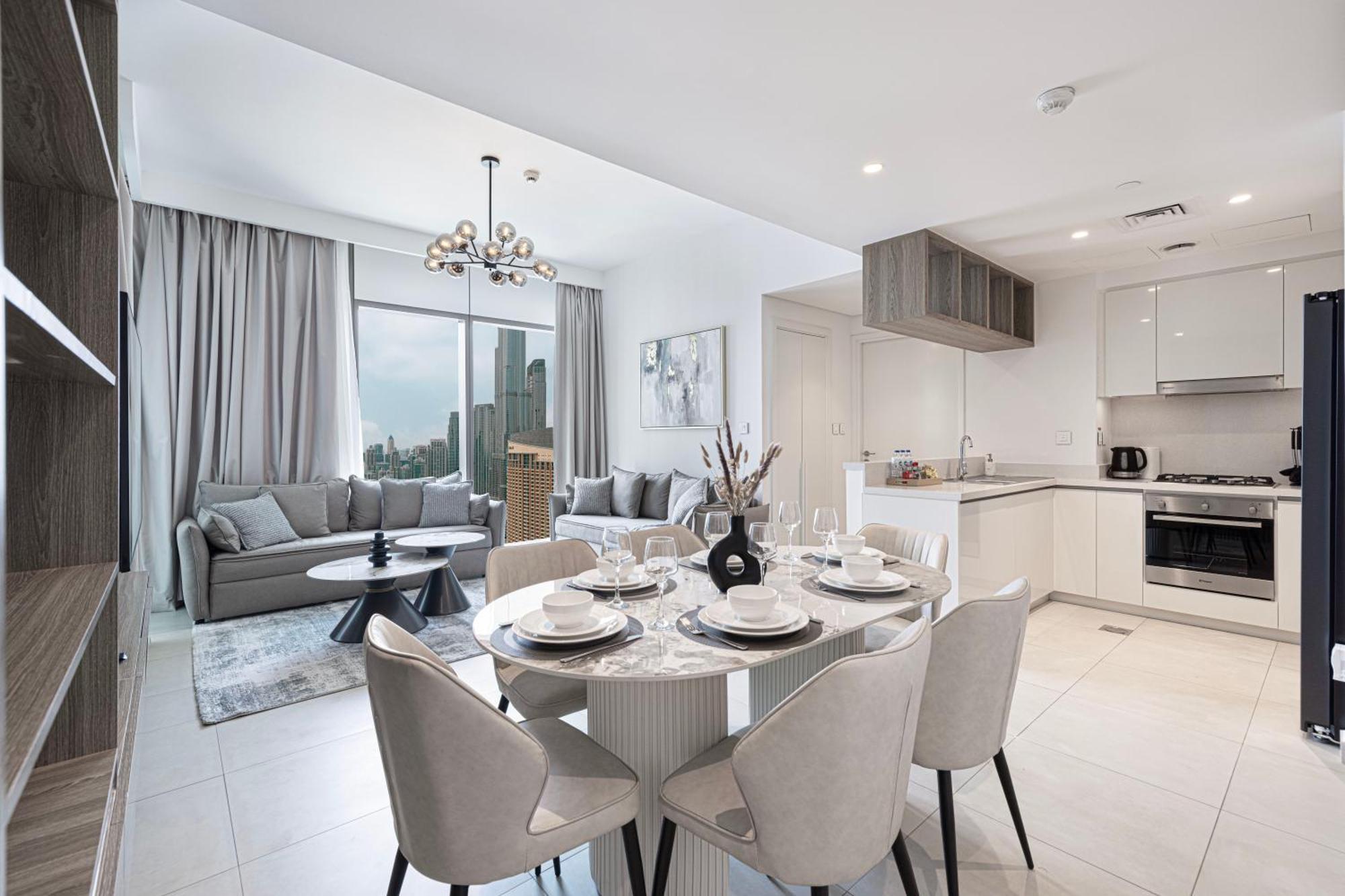 Luxurious Burj Khalifa And Fountain Views Apartment Dubai