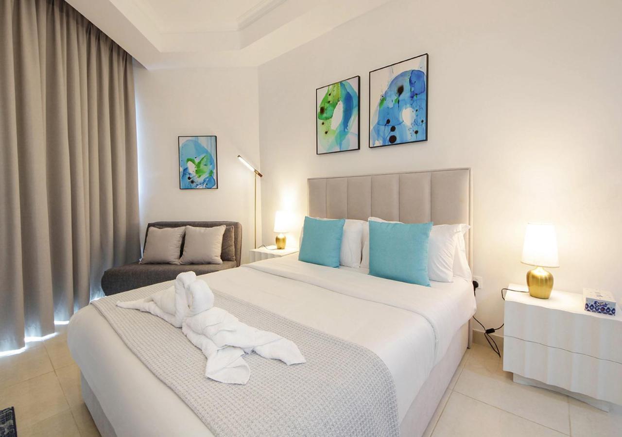 Breathtaking Views High Floor Near Metro Station Dubai