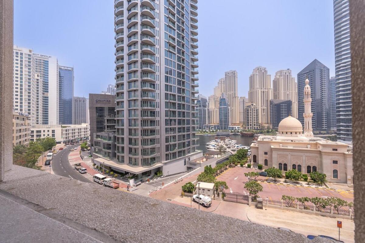 Charming And Cozy 2br In Marina Apartment