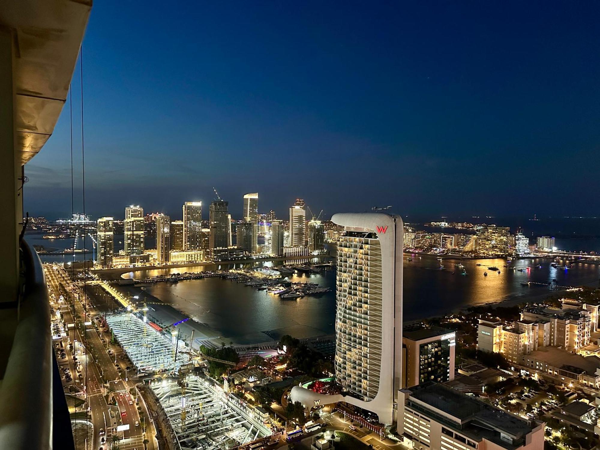 Apartment Sea View 1 Bedroom Flat, Luxury Amenities, Near & Club With Free Parking In Marina *