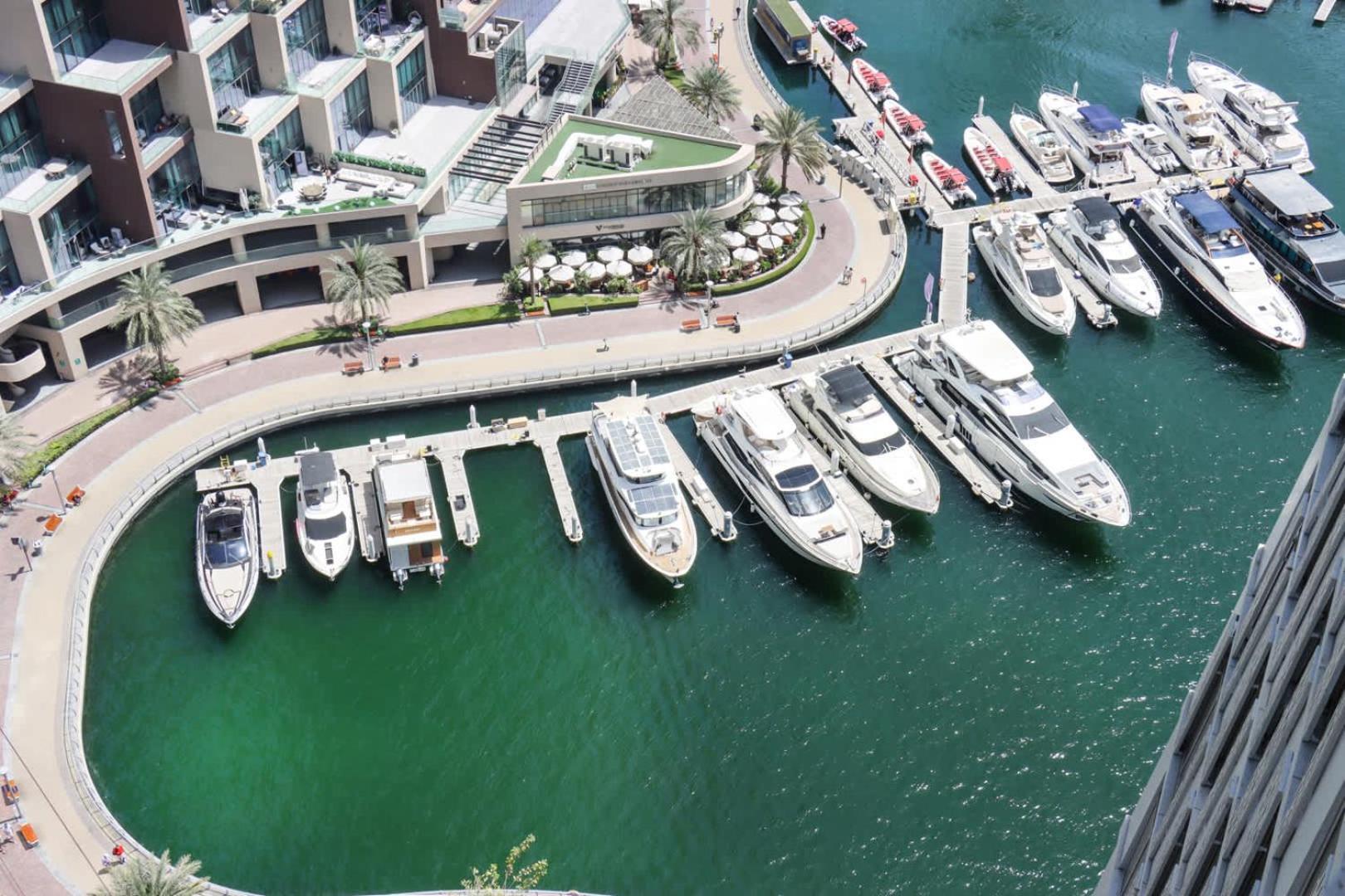 Livbnb-spacious 2 Bedroom In Marina With Balcony *