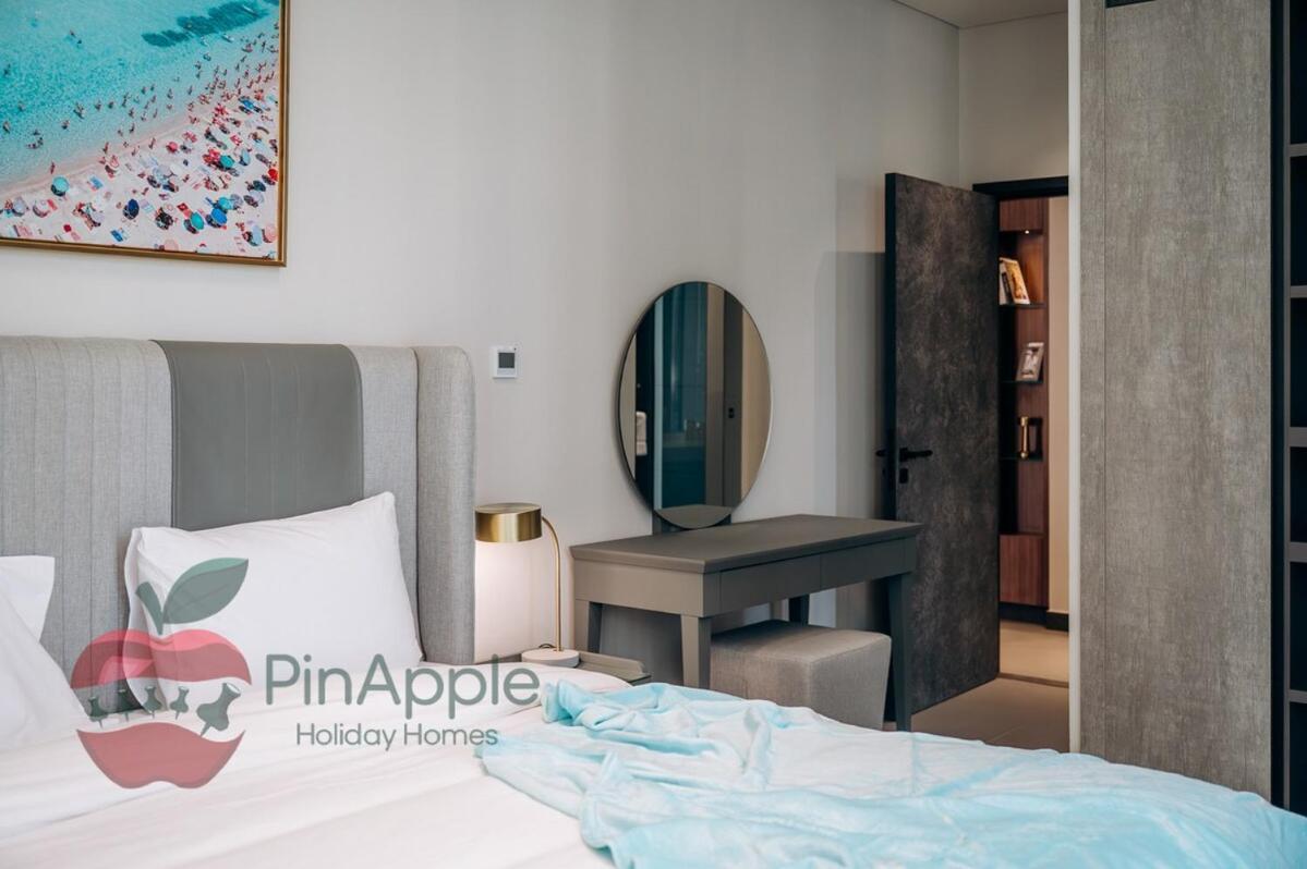 Apartment Mbl Royal Live 2br And Maid Dubai