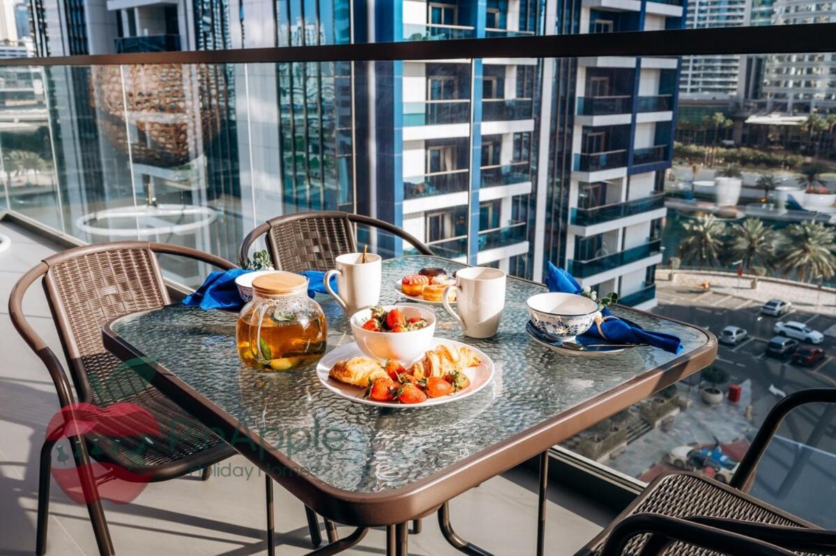 Mbl Royal Live 2br And Maid Apartment *