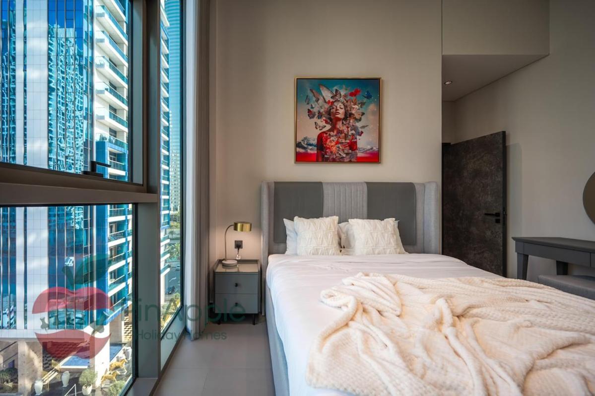 Apartment Mbl Royal Live 2br And Maid