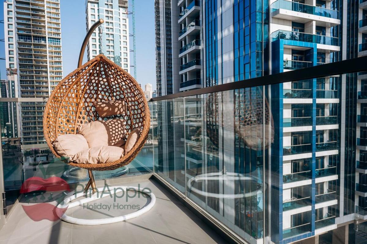 Mbl Royal Live 2br And Maid Dubai