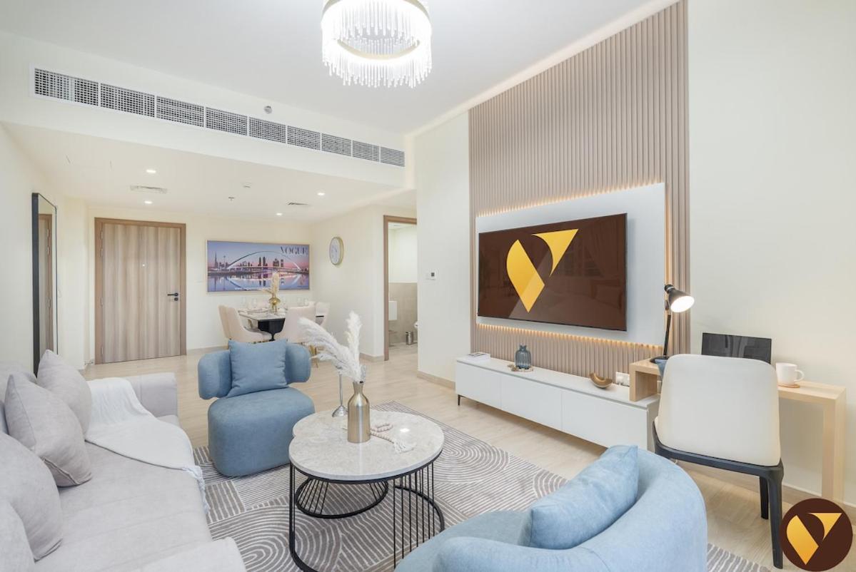 Vogue Brand-new, Canal View From The Bedroom And Huge Balcony, Business Bay Daire Dubai
