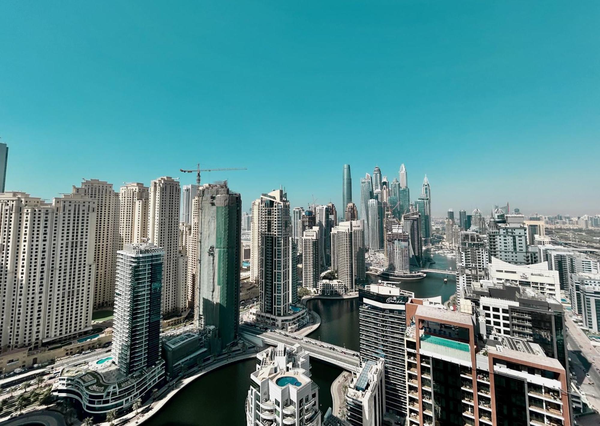 Jw Marina By Cosmos Living * Dubai