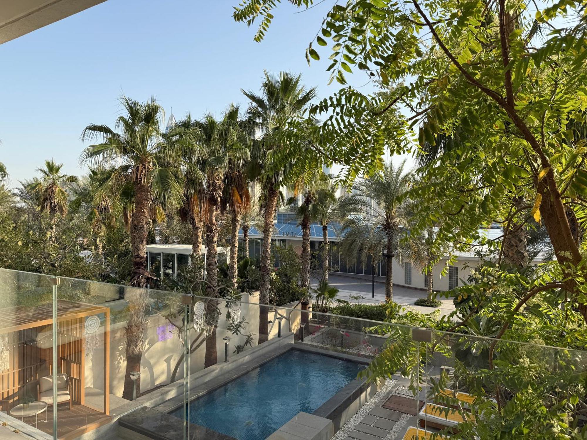 Palm Haven Luxe 3 Bed Townhouse With Private Pool