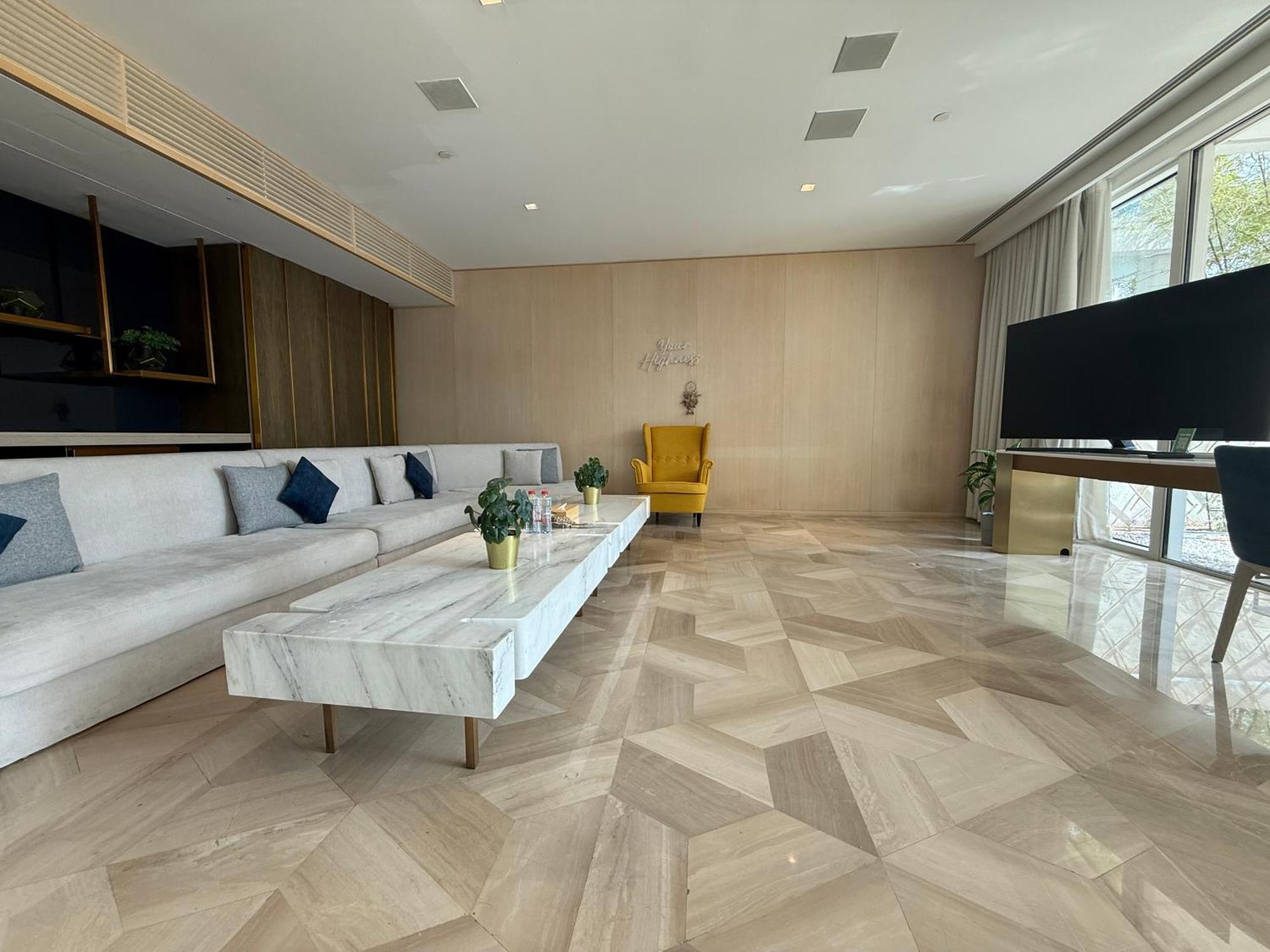 Palm Haven Luxe 3 Bed Townhouse With Private Pool * Dubai