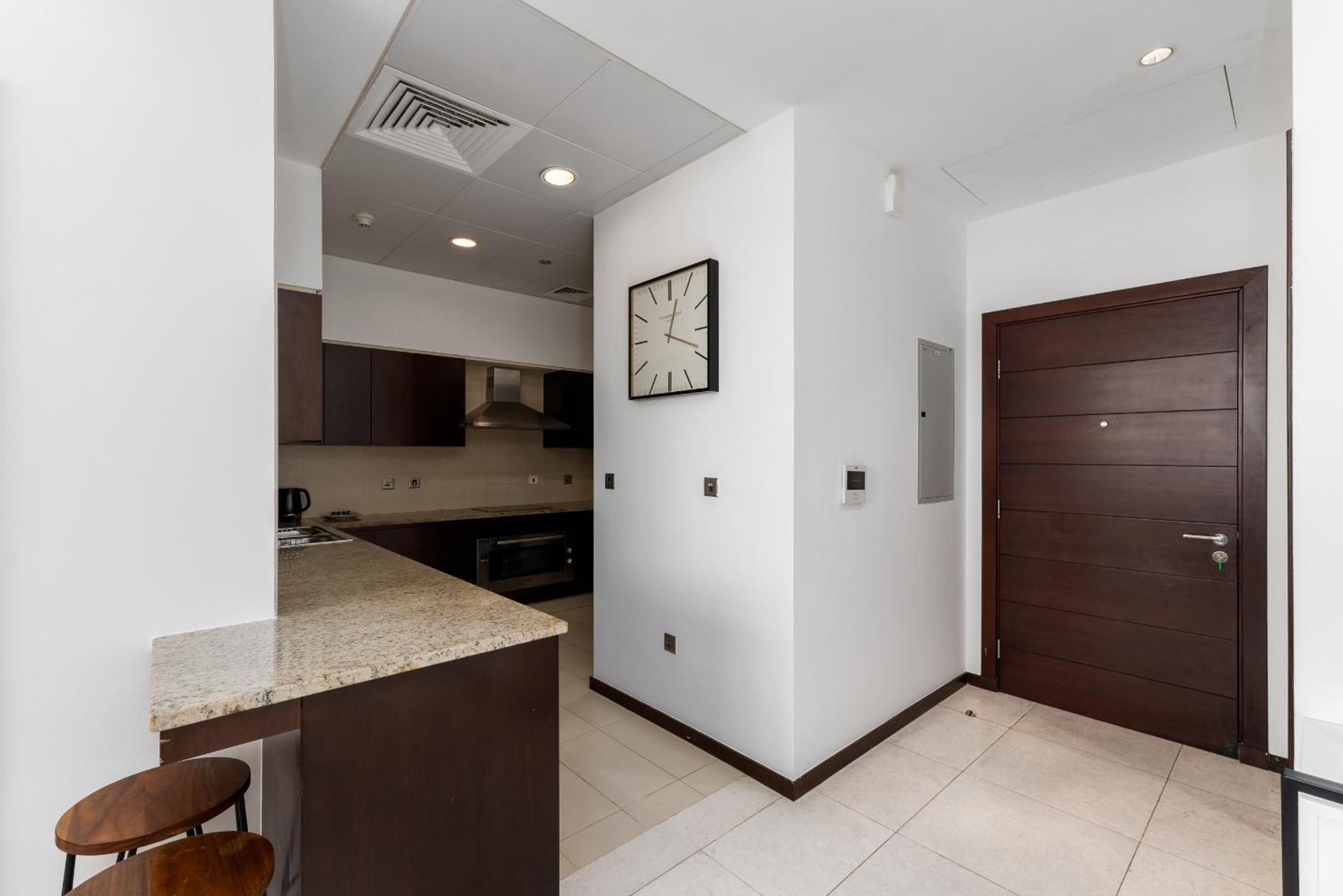 Tiara Residences, Palm Jumeirah - Mint Apartment Dubai