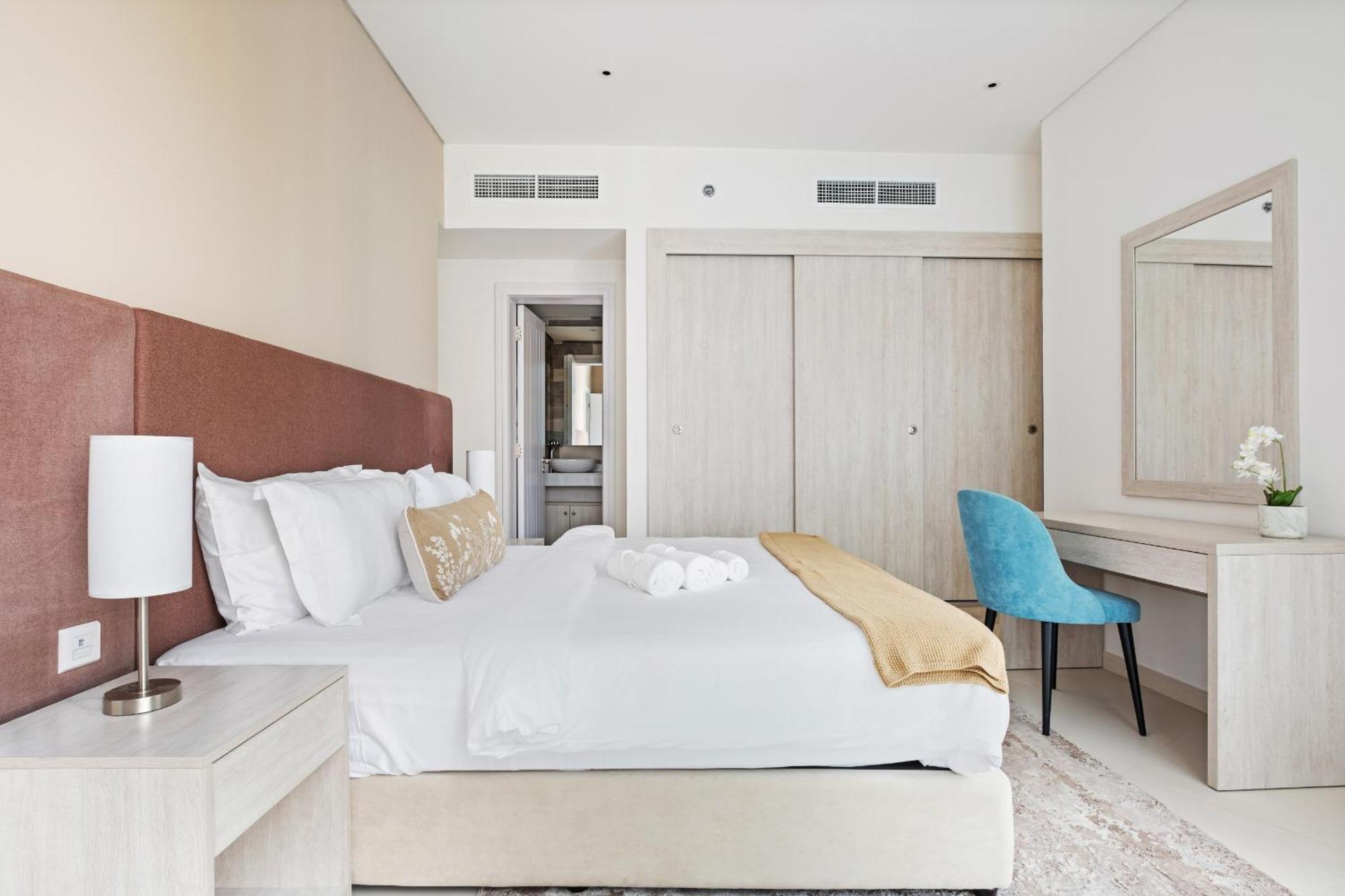 Vayk - Contemporary 1bd On The Palm Jumeirah Apartment
