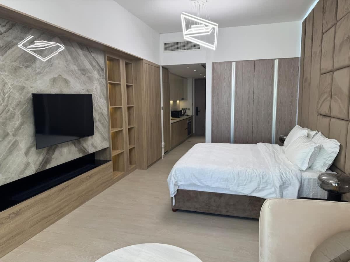 New Luxury At Prestigious Liv Apartamento