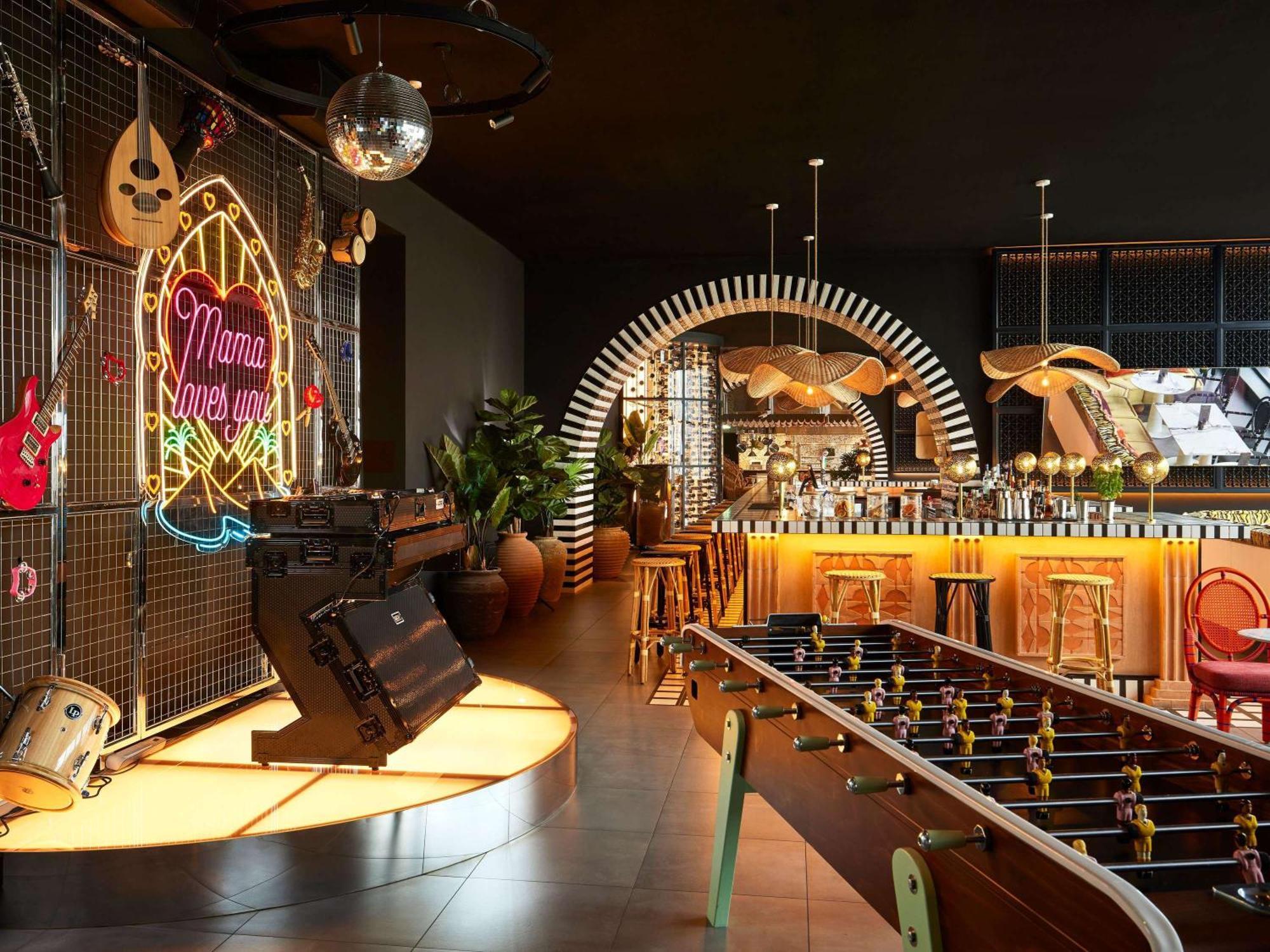 Mama Shelter Hotel 4*