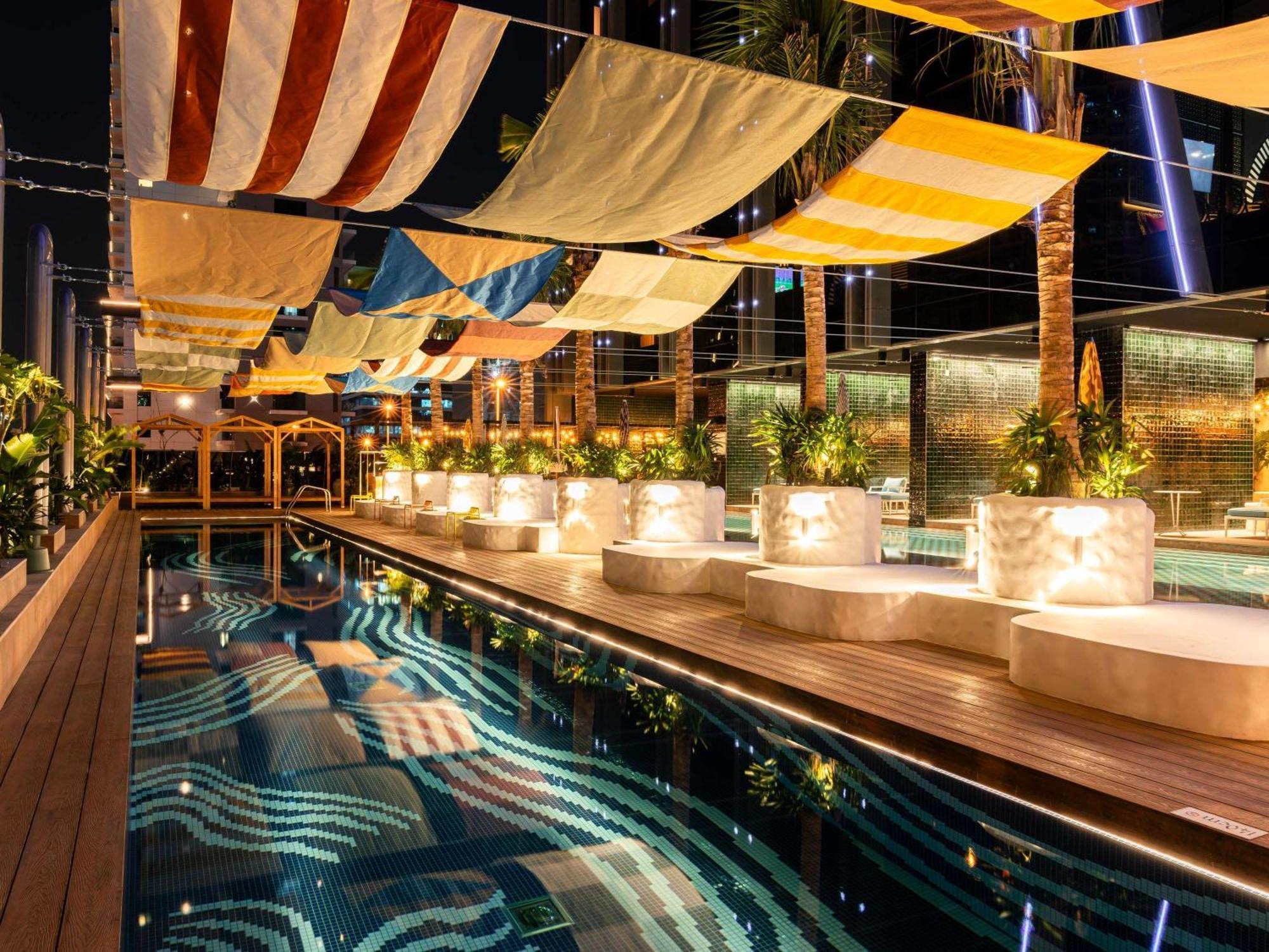 Mama Shelter Hotel 4*