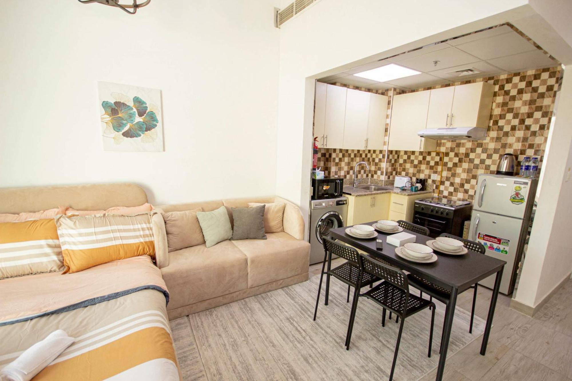 Cozy For Daily Dubai