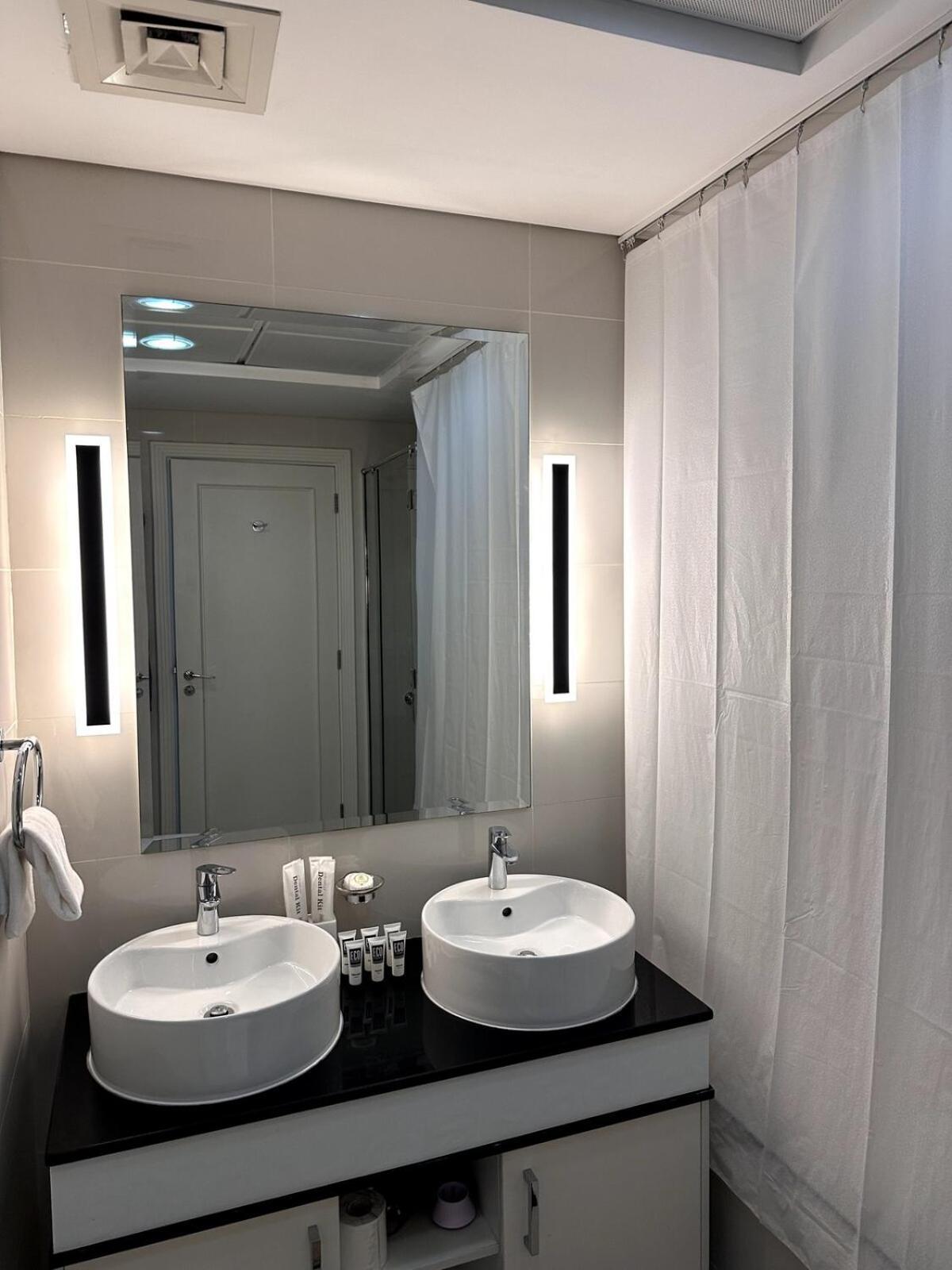 Stylish 1br, 2min To Mall Apartment Dubai