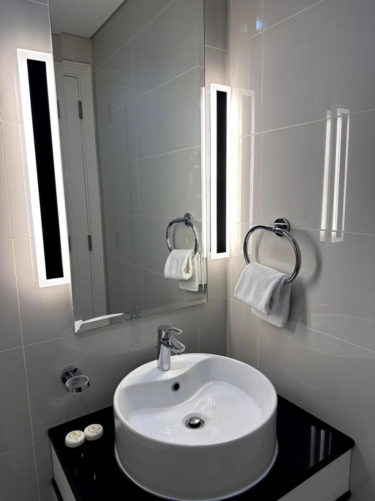 Stylish 1br, 2min To Mall Apartment Dubai