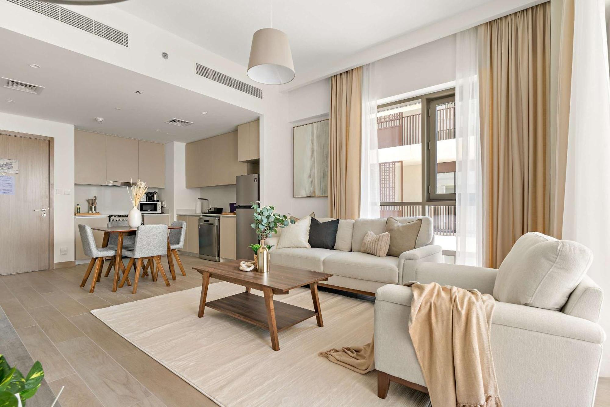 Apartment Silkhaus Chic 1br In Creek Grove With Pool View Dubai