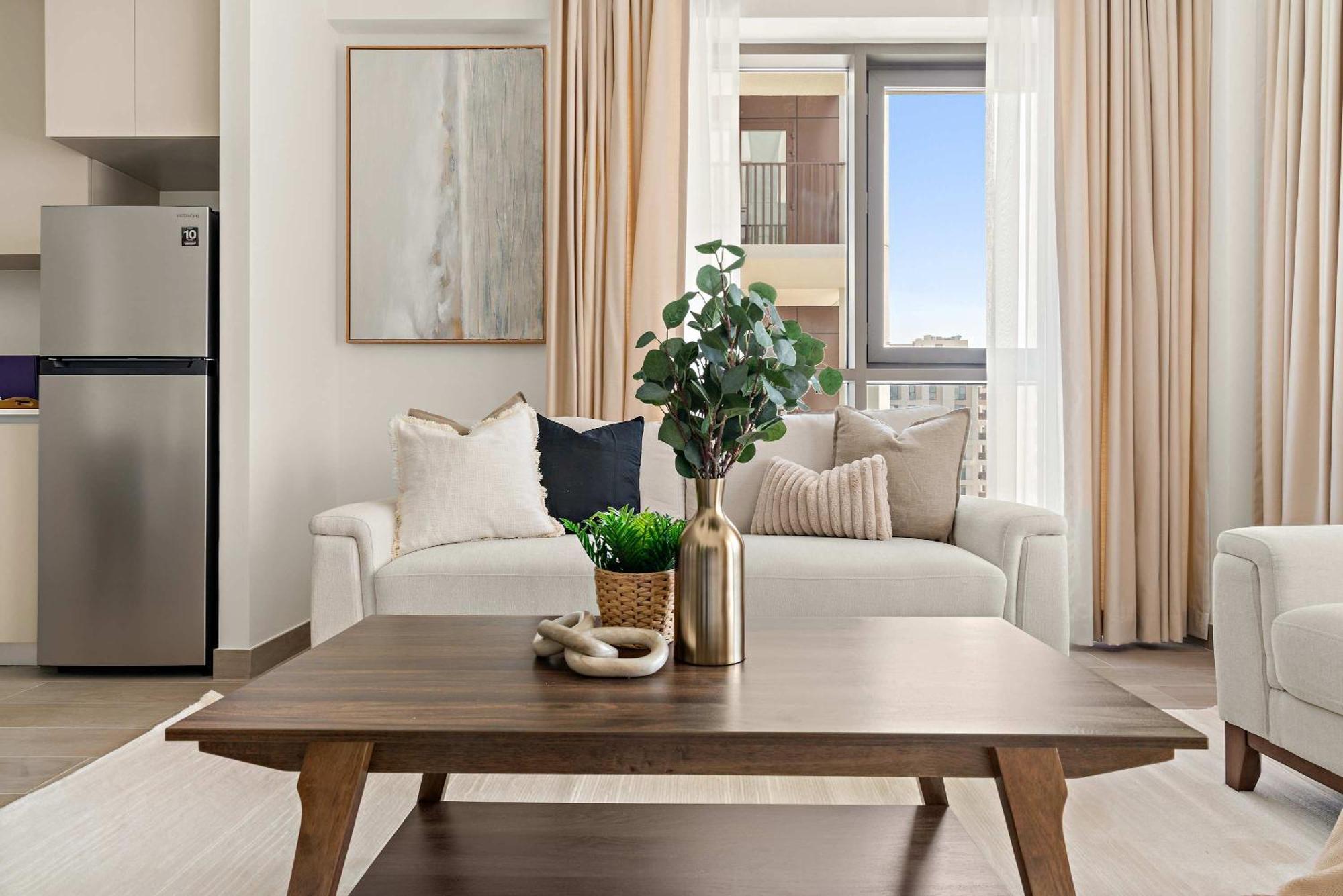 Silkhaus Chic 1br In Creek Grove With Pool View Dubai