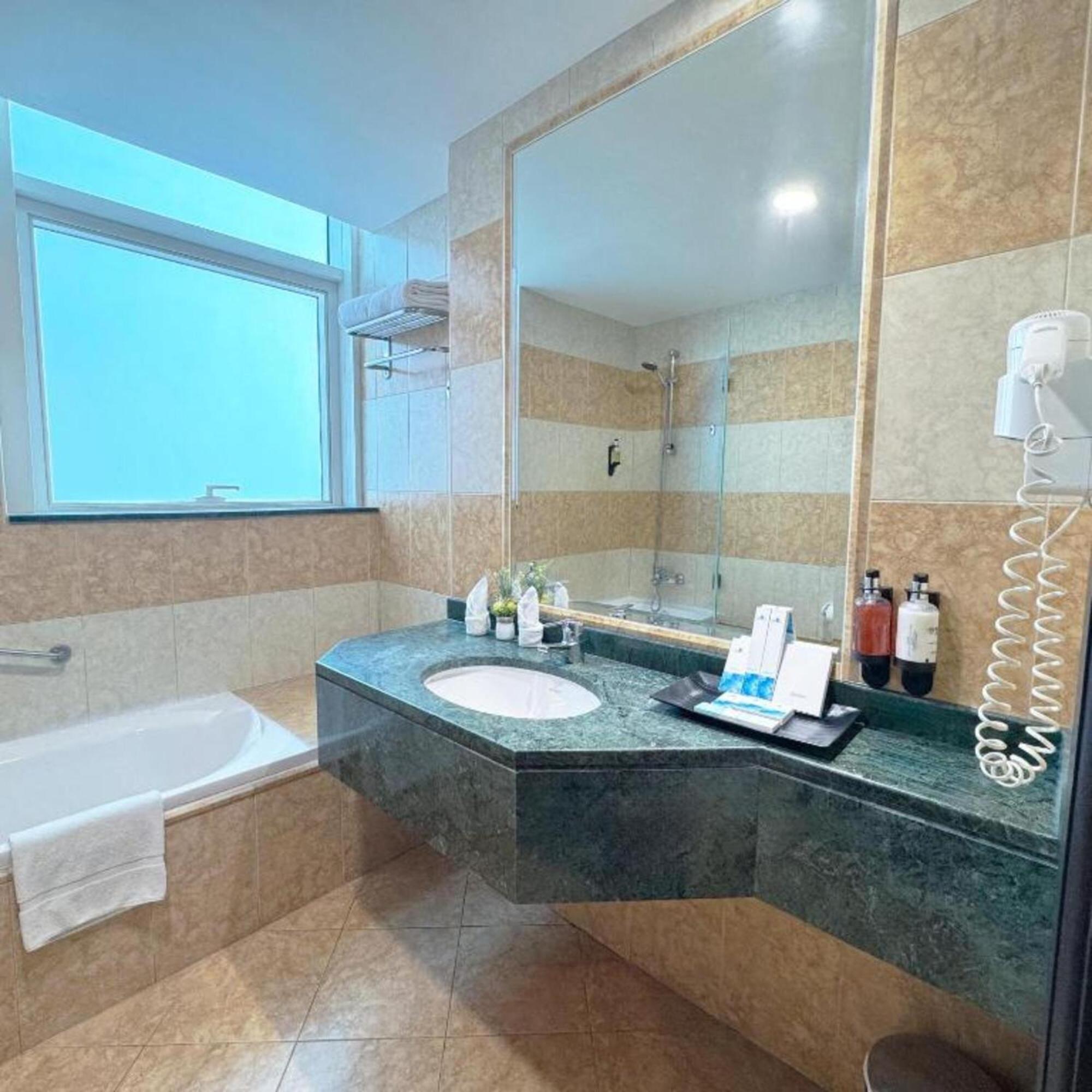 Dancenter Prime Sheikh Zayed Road Luxury Difc *
