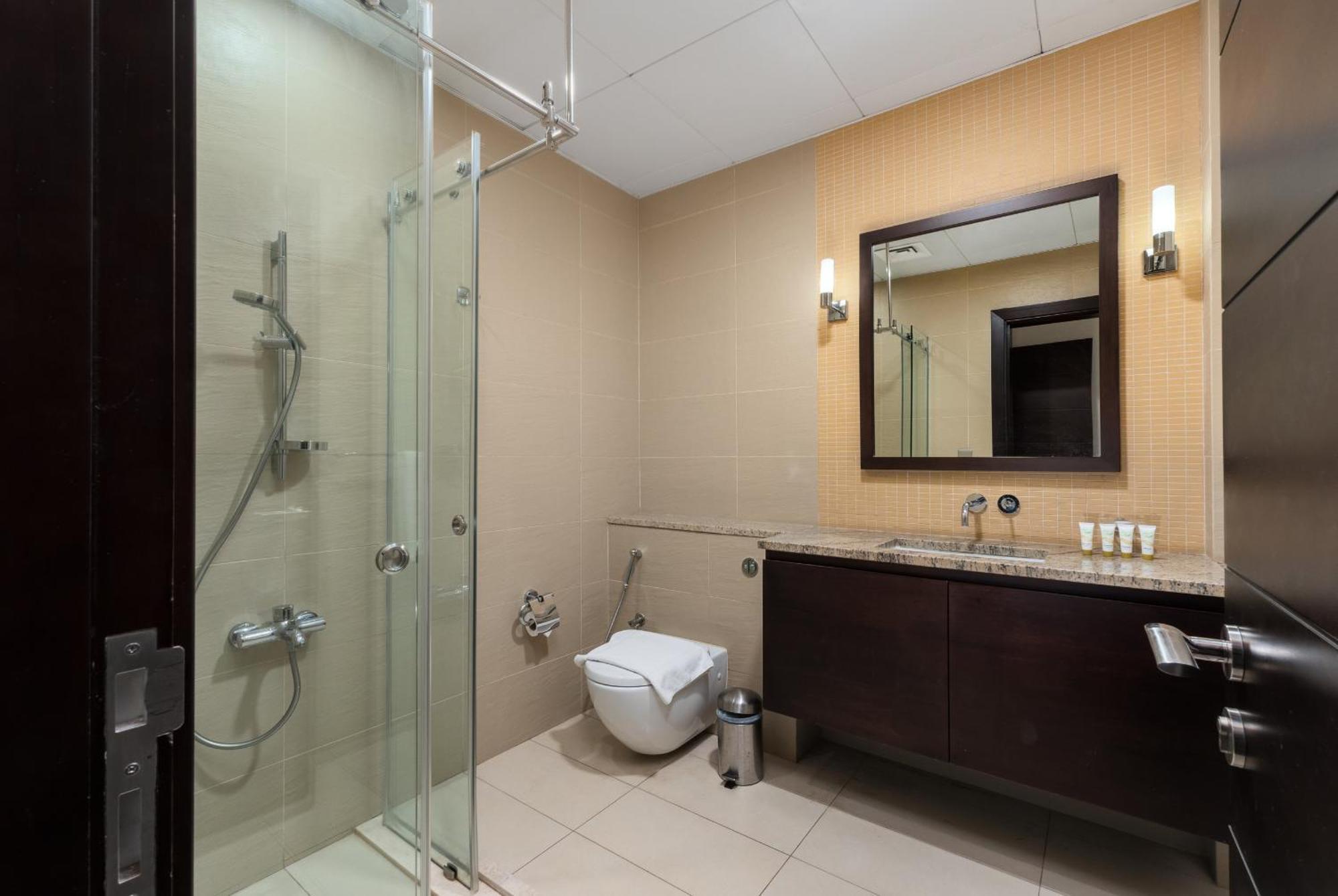 Tiara Residences, Palm Jumeirah - Mint Apartment Dubai