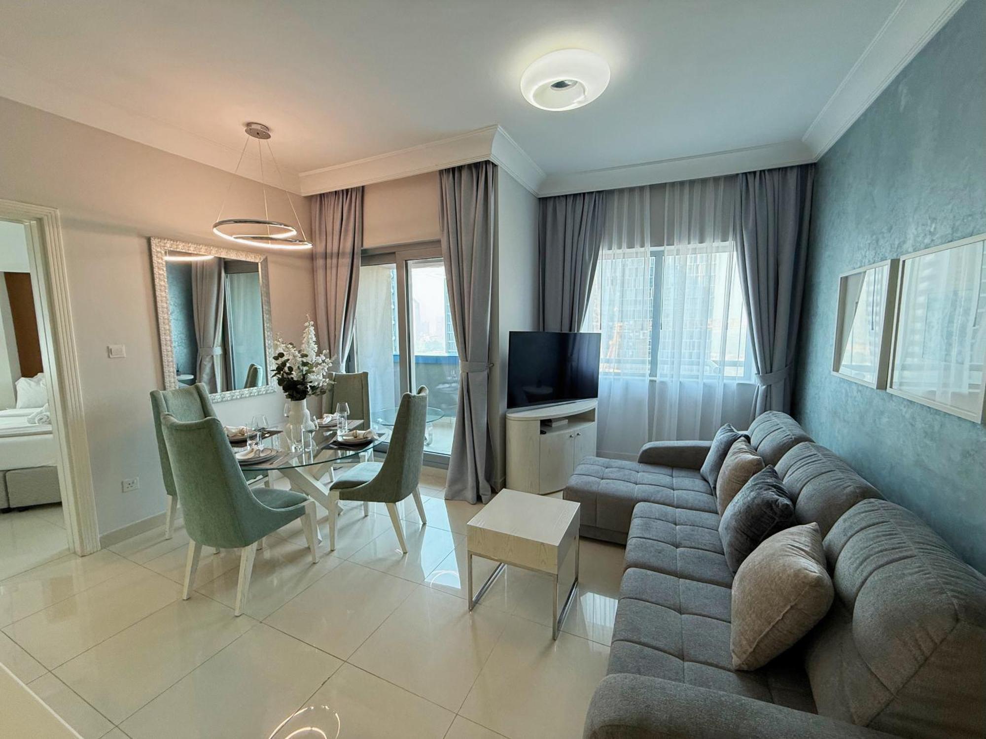 Stylish 1br, 2min To Mall Apartment