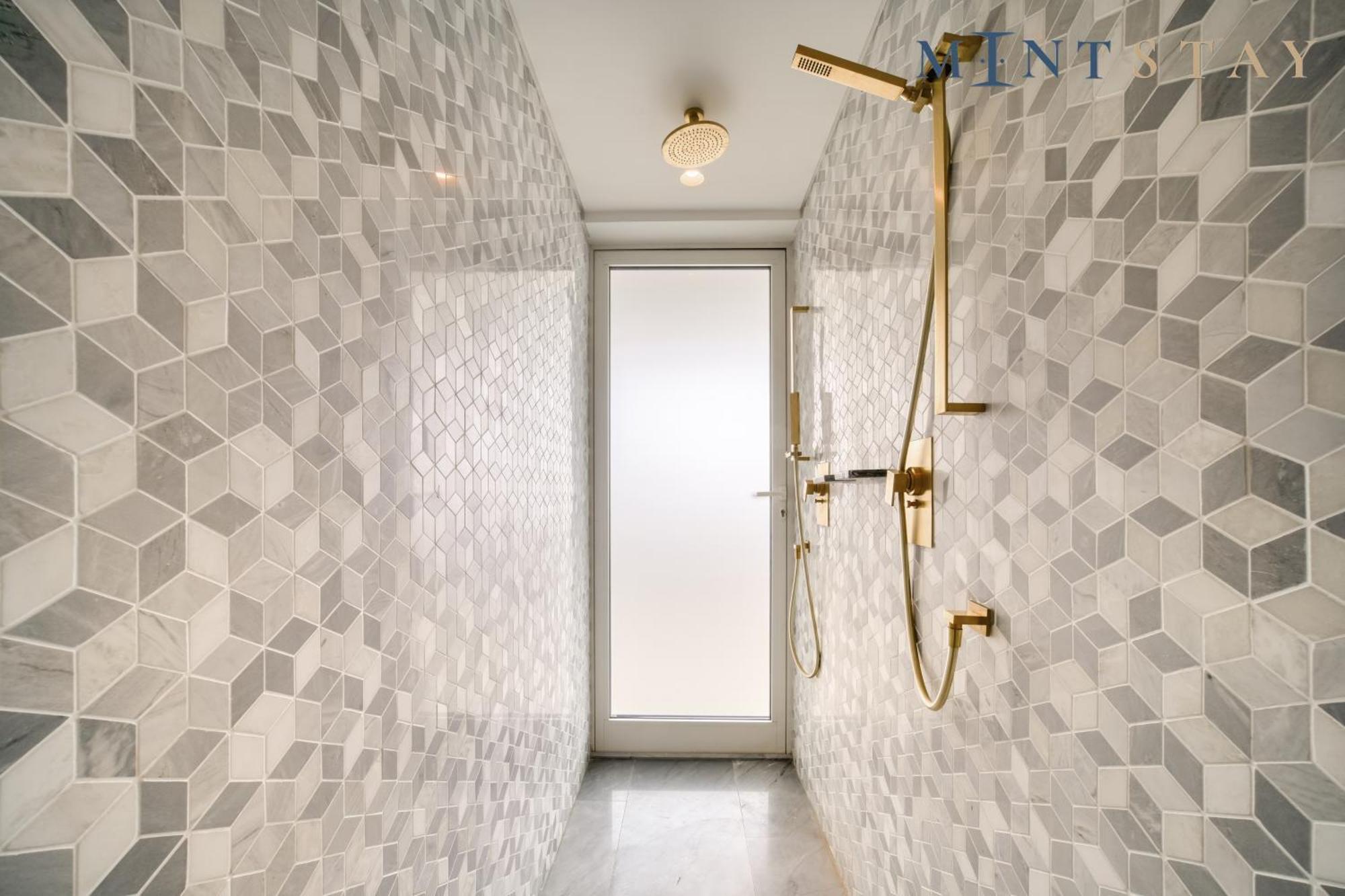 Apartment Five Palm Jumeirah Residences - Mint Dubai