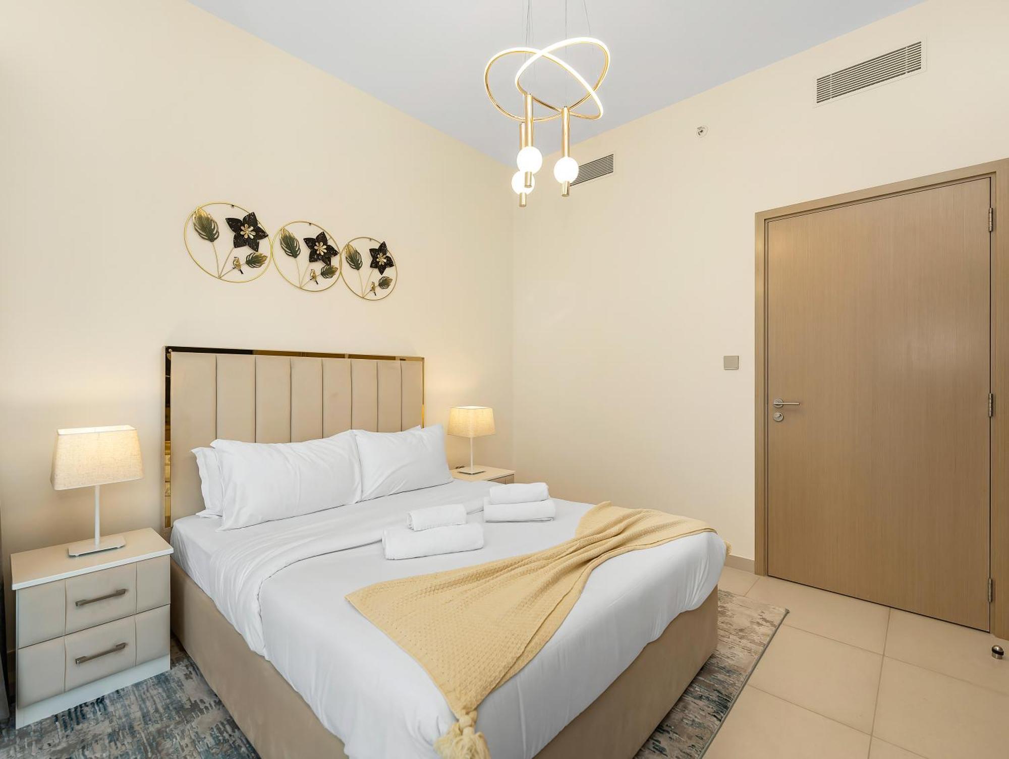 Luxurious Apartments In Burj Royale With Burj Khalifa Views Opposite Dubai Mall Daire *