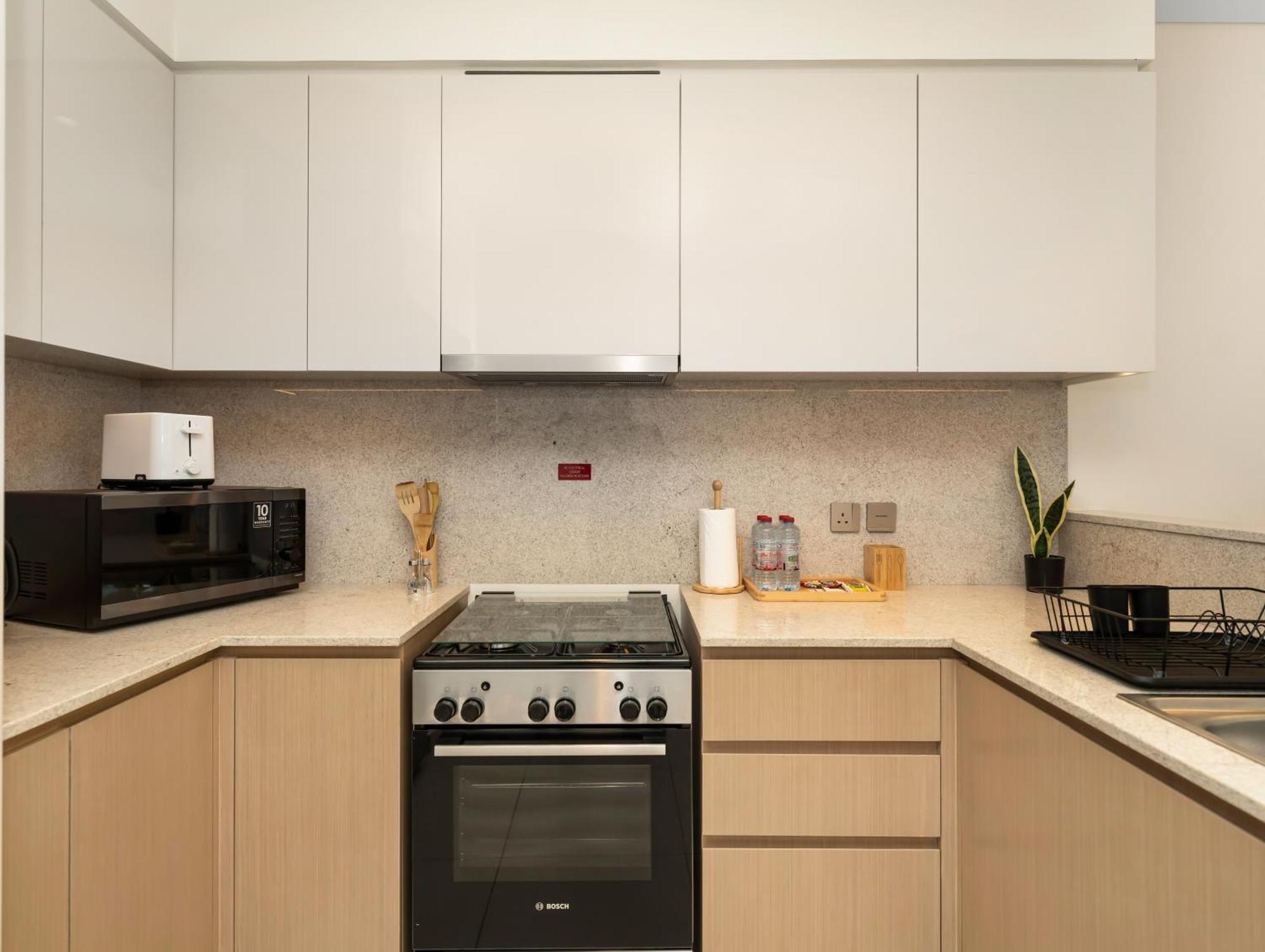 Daire Luxurious Apartments In Burj Royale With Burj Khalifa Views Opposite Dubai Mall *
