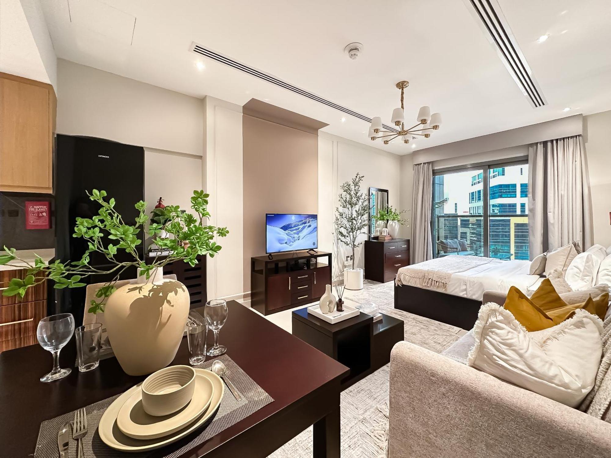 Trophy - Downtown Scape Views Dubai