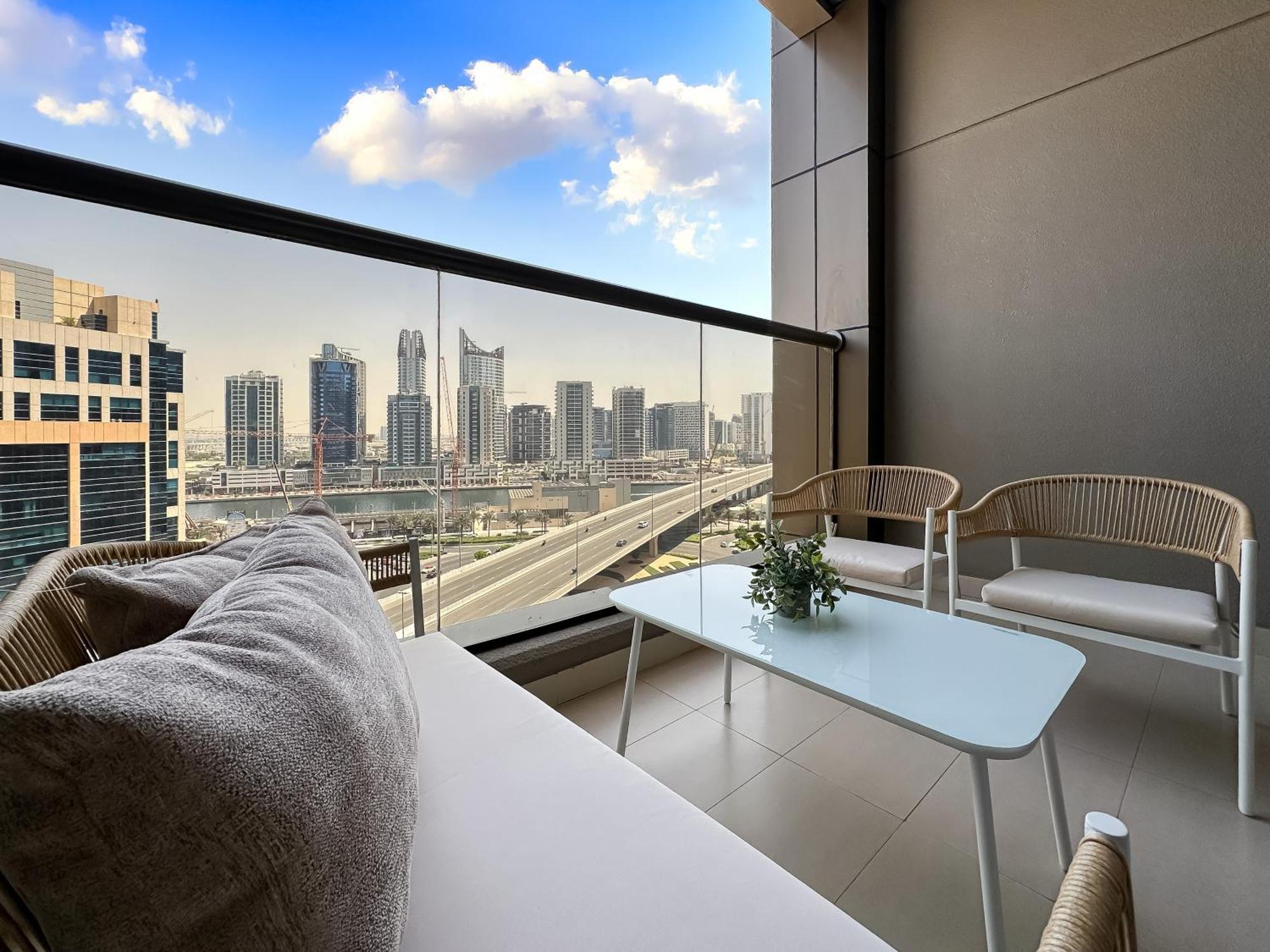 Trophy - Downtown Scape Views Daire