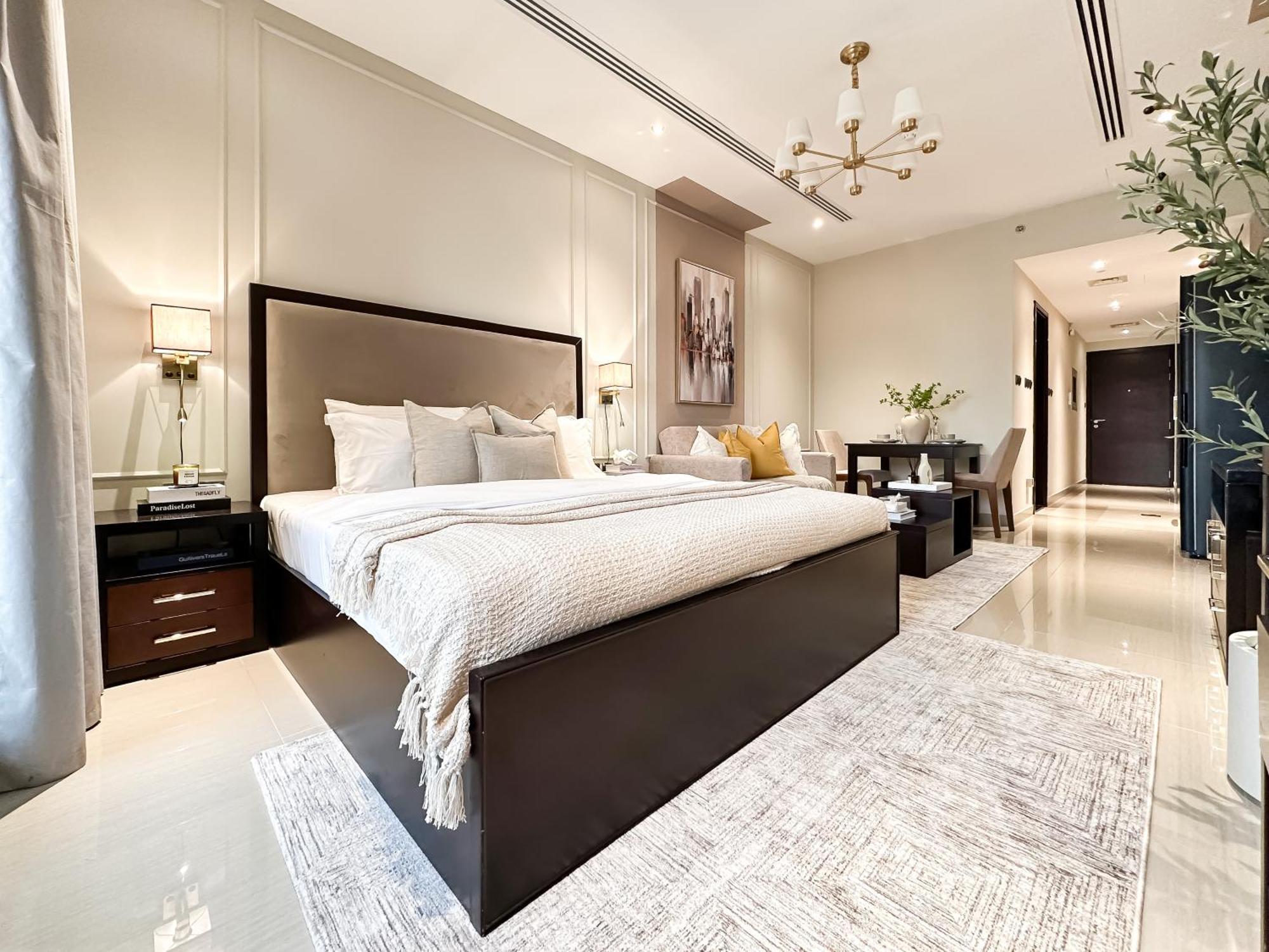 Daire Trophy - Downtown Scape Views *