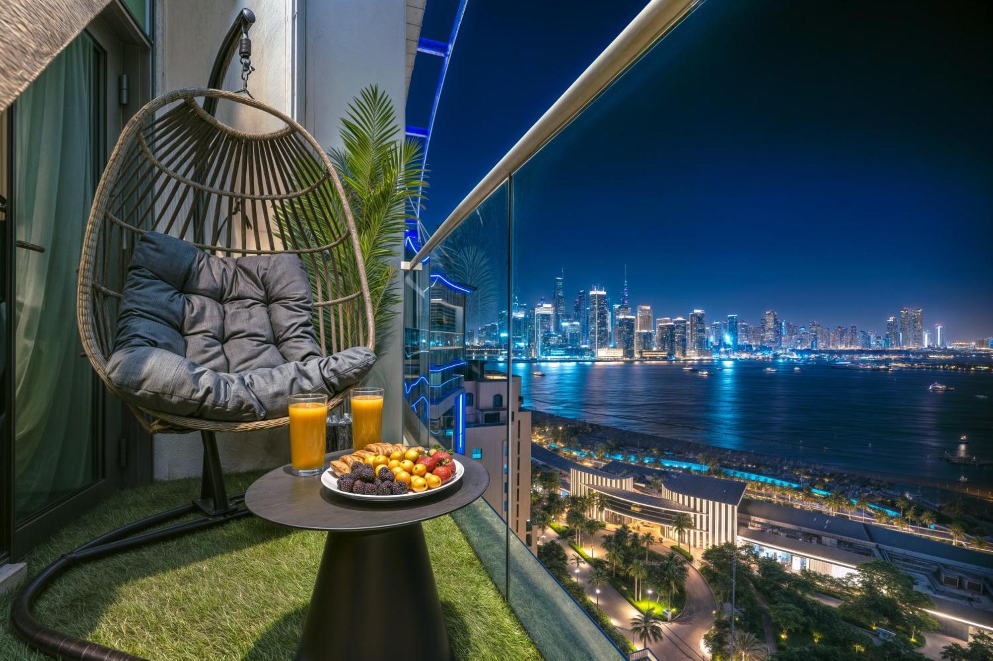 Palm Jumeirah - Luxe Infinity Pool I Direct Access Apartment *