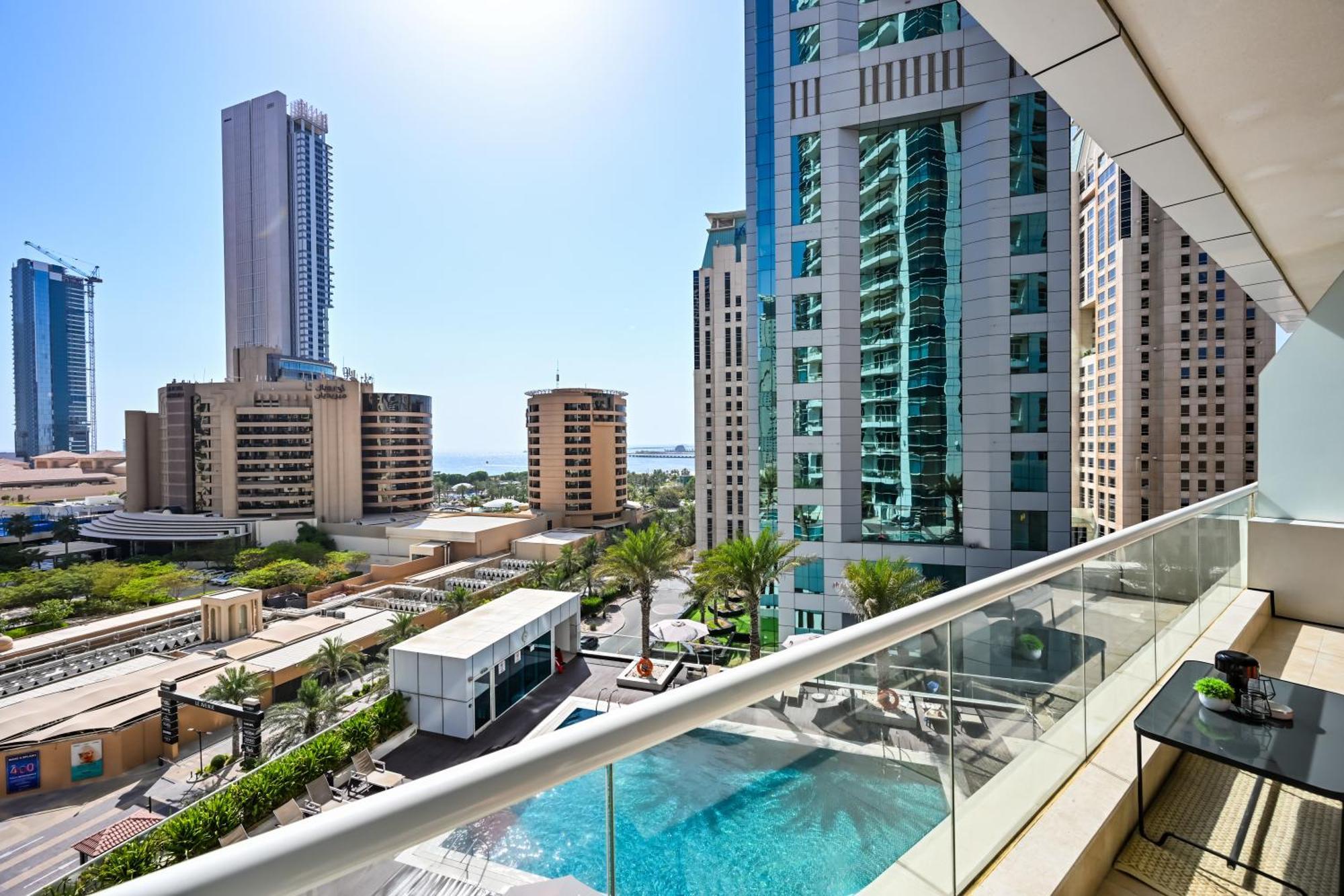 New Renovated Modern 1 Bedroom Marina Apartamento
